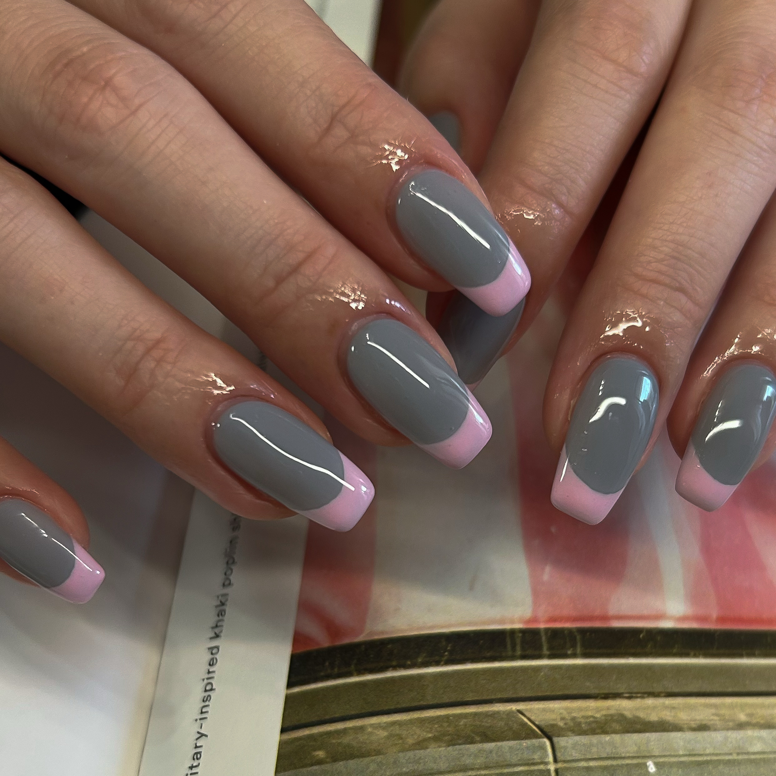 une_.nail