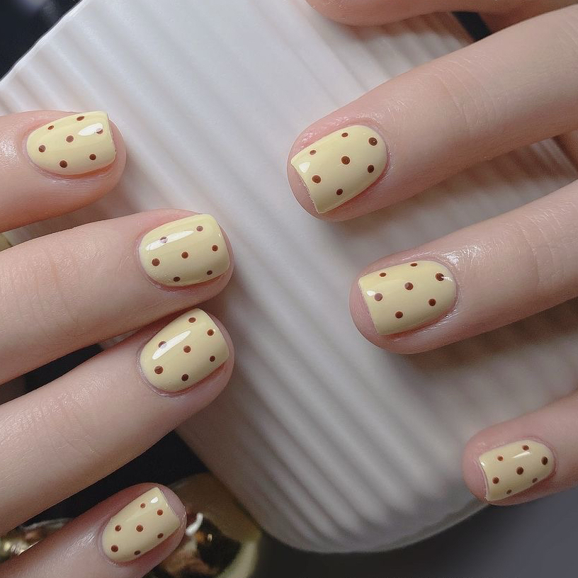 lisanail_modelnail