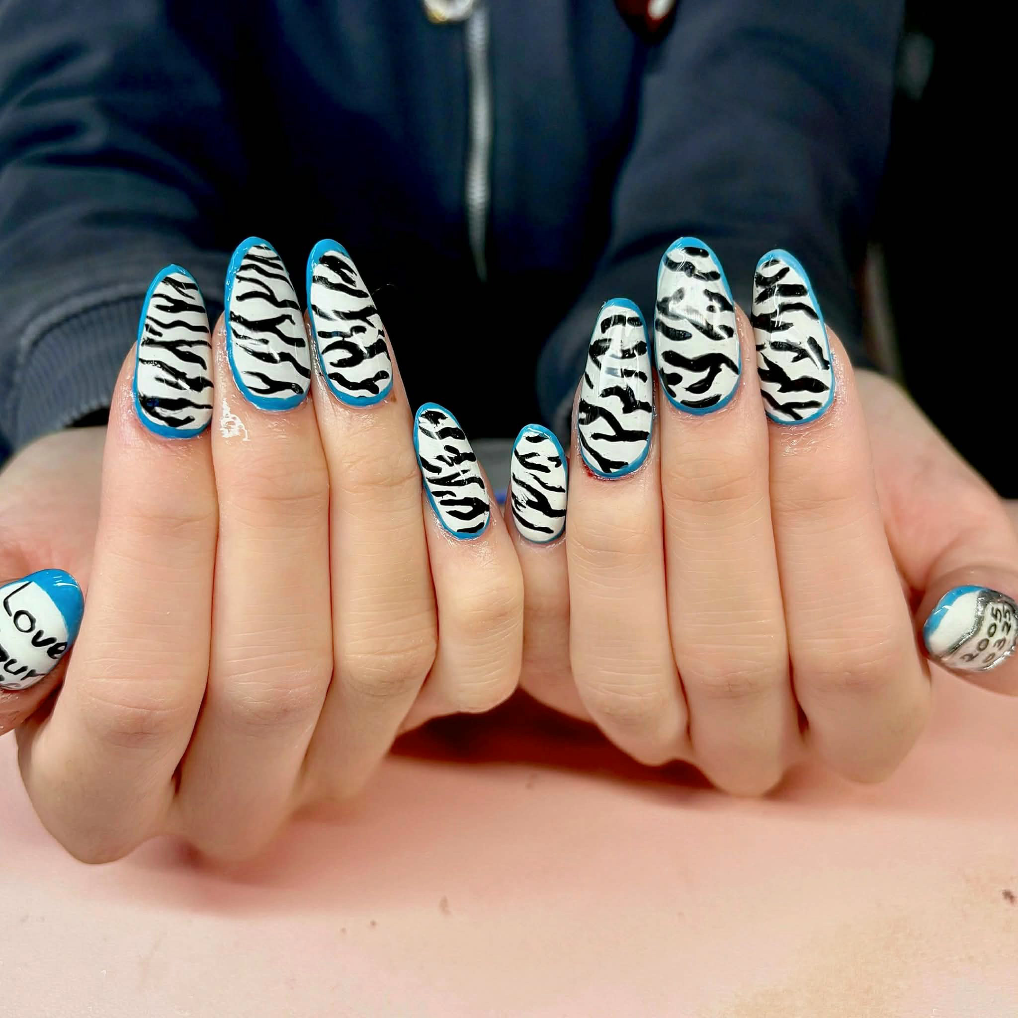 Nail_hana24