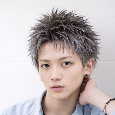 【Nailie限定クーポン】メンズカット+眉カット+炭酸スパ(5分)
