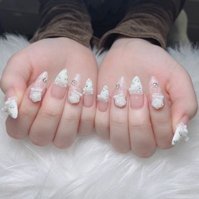 ジェルハンドアートやり放題💅
<キャンペーン価格　¥9̶9̶8̶0̶ →¥8980>
