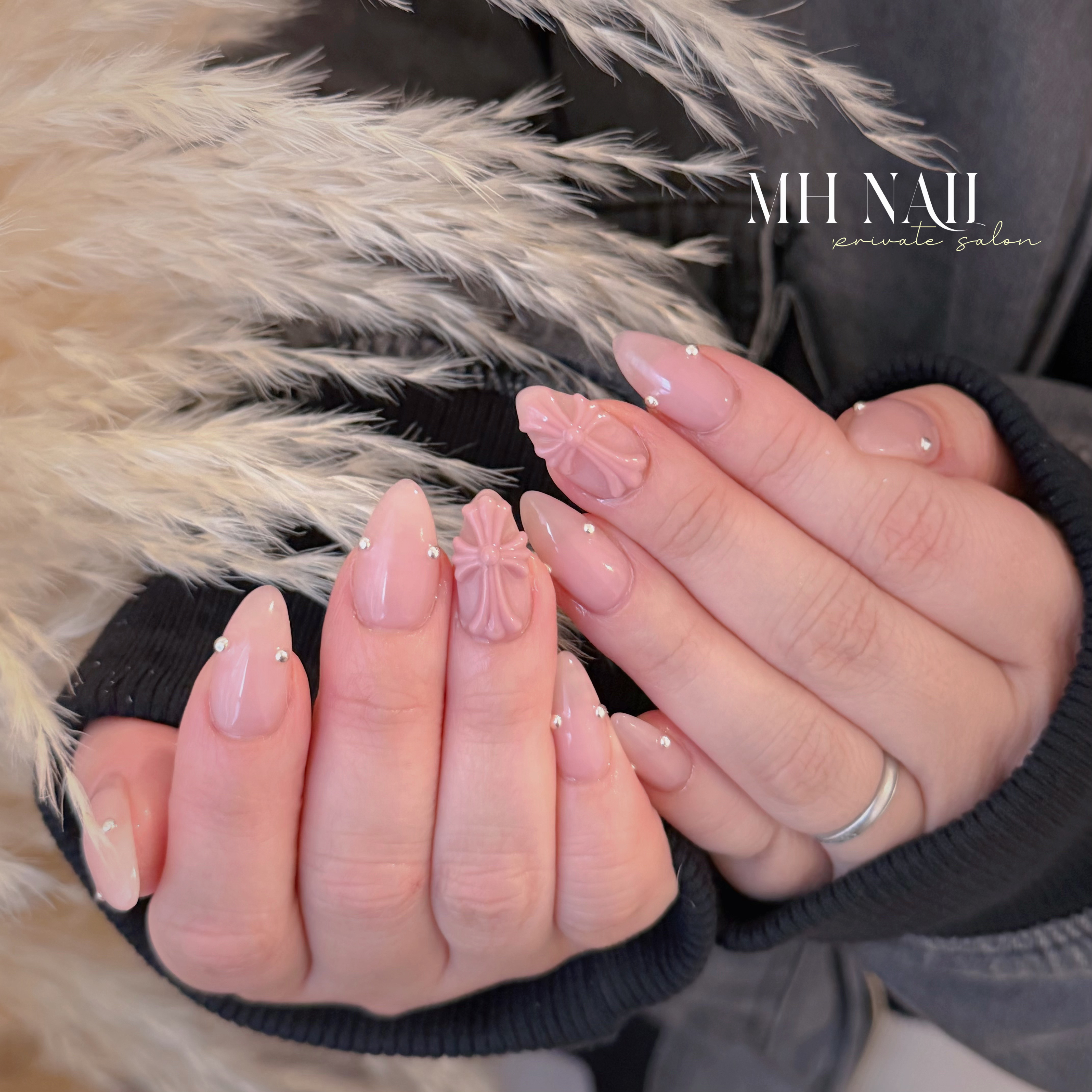 MH_Nail