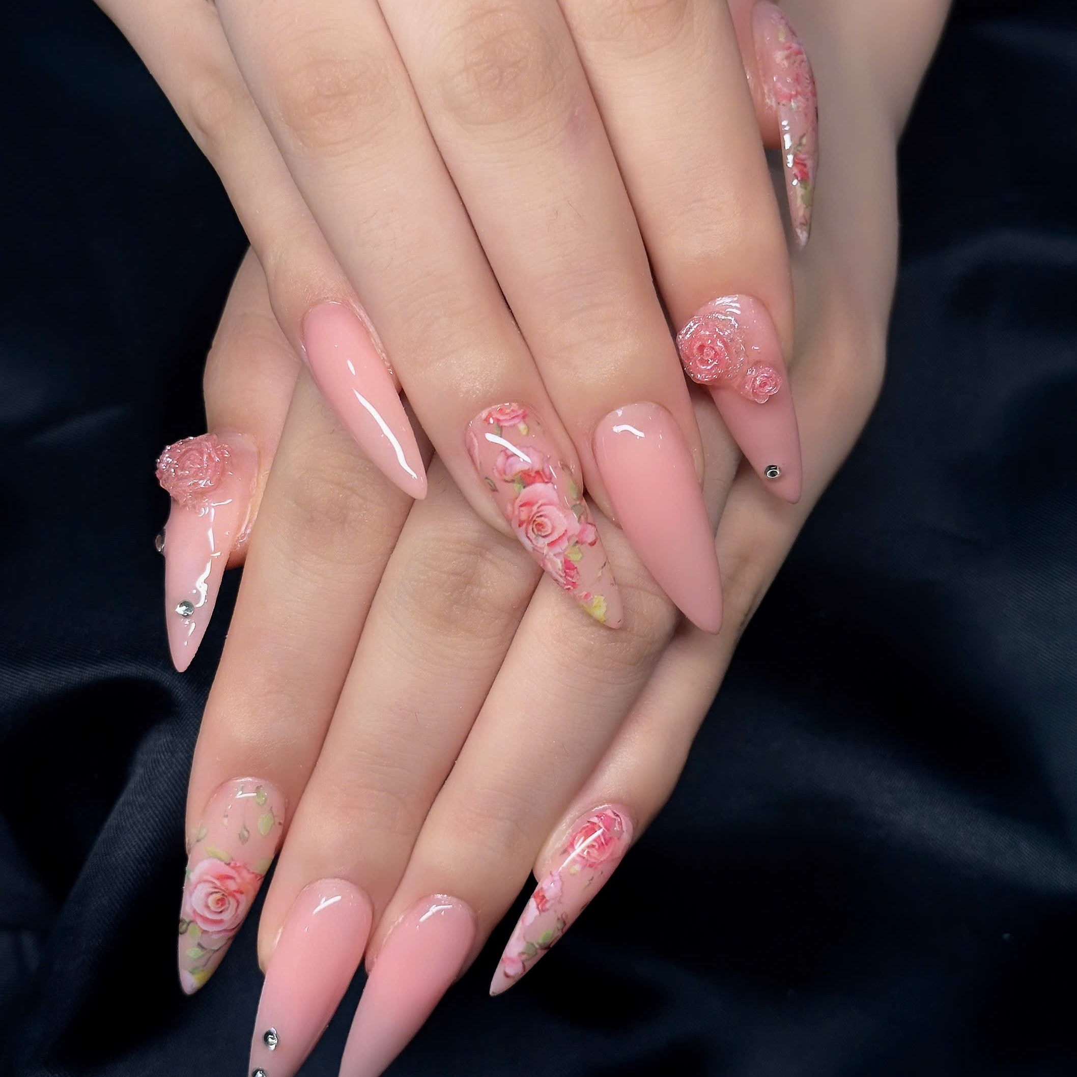 HAPPI_NAIL