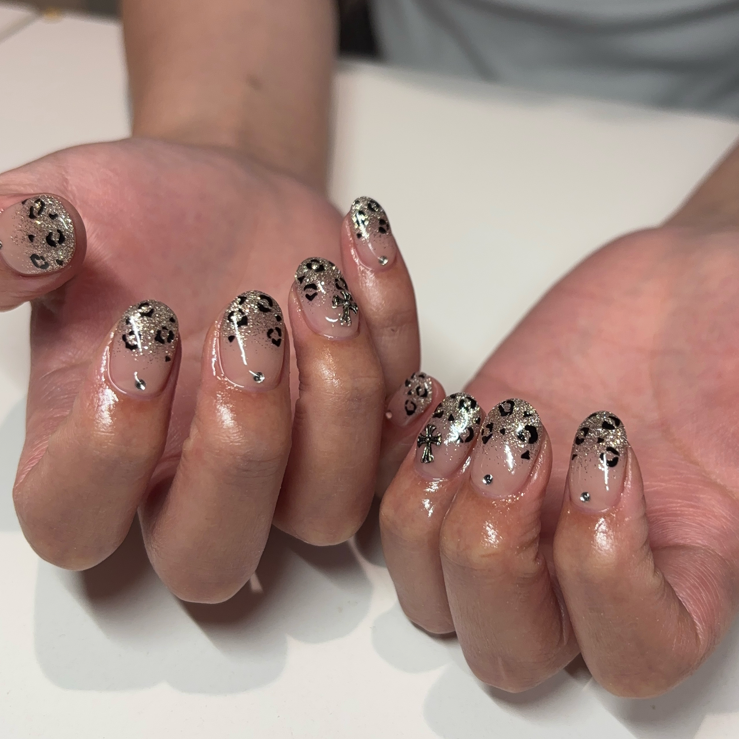 rei_s2_nail