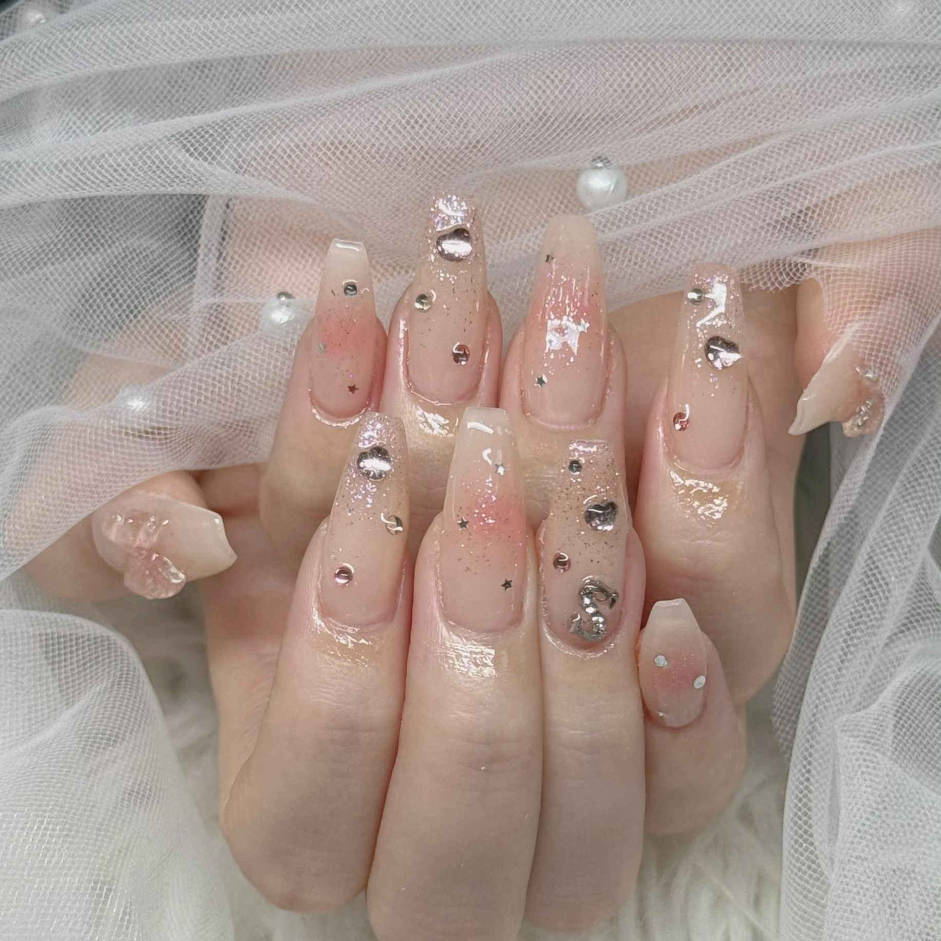 Lee_Nails