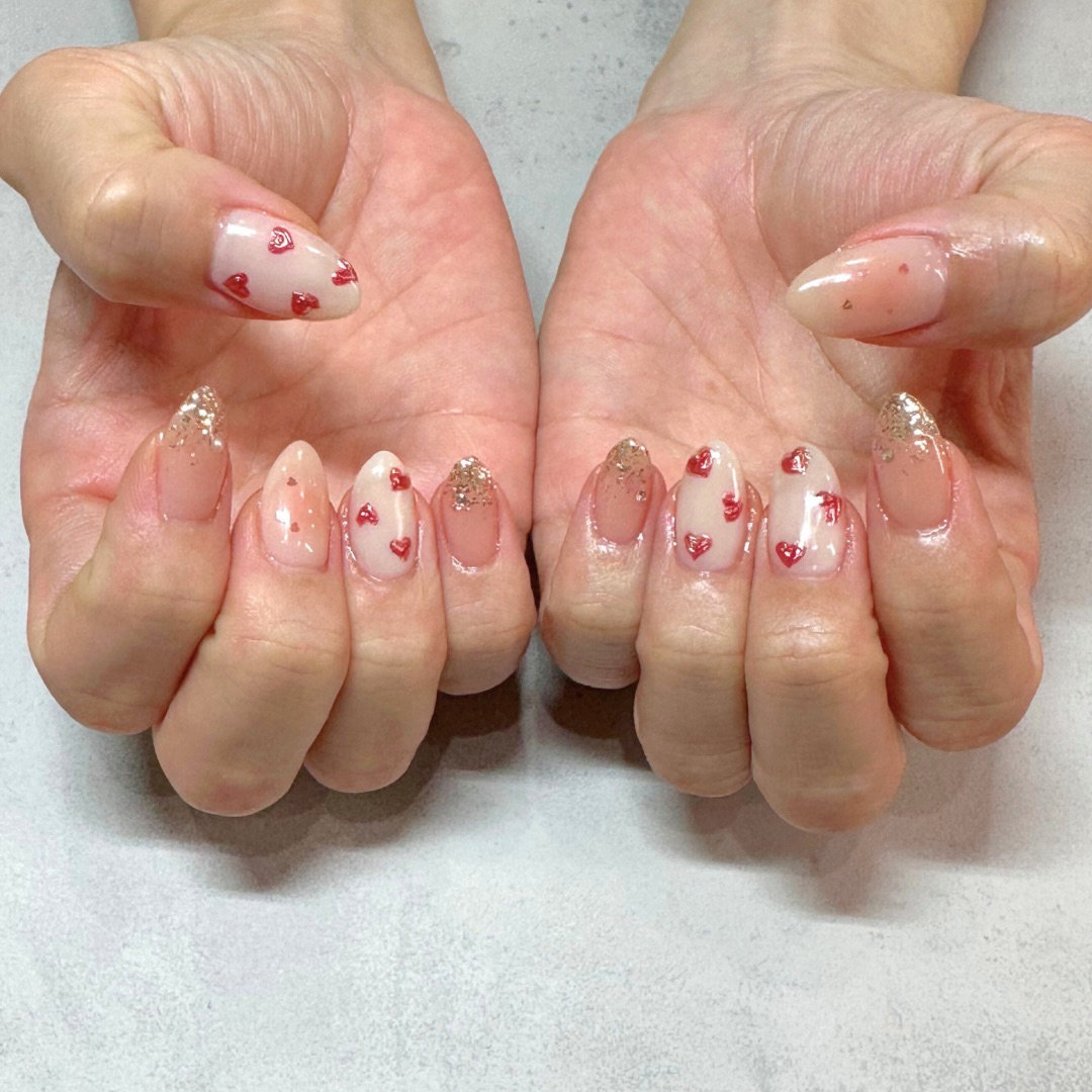 MaviePrivateNailSaln