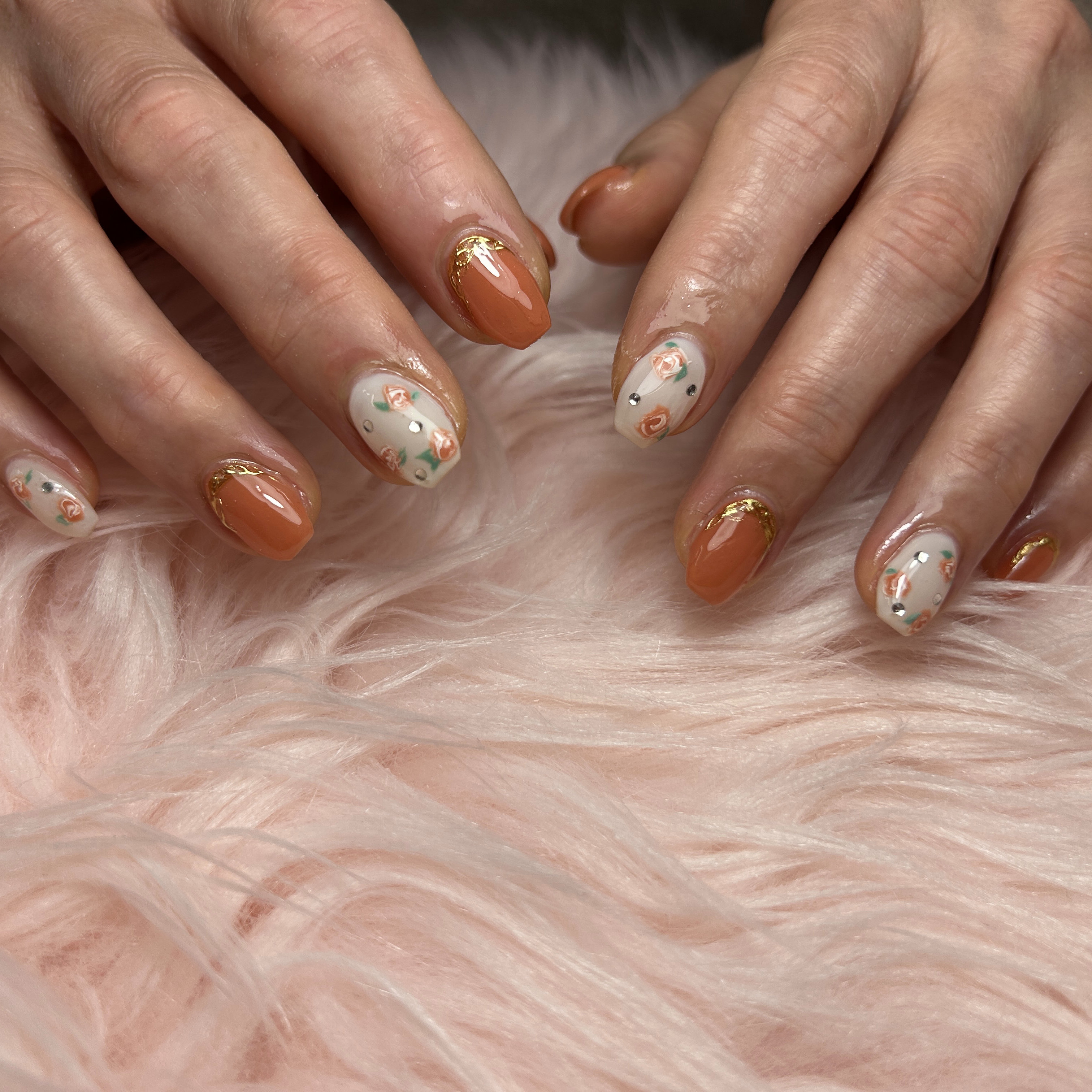Nail_amber