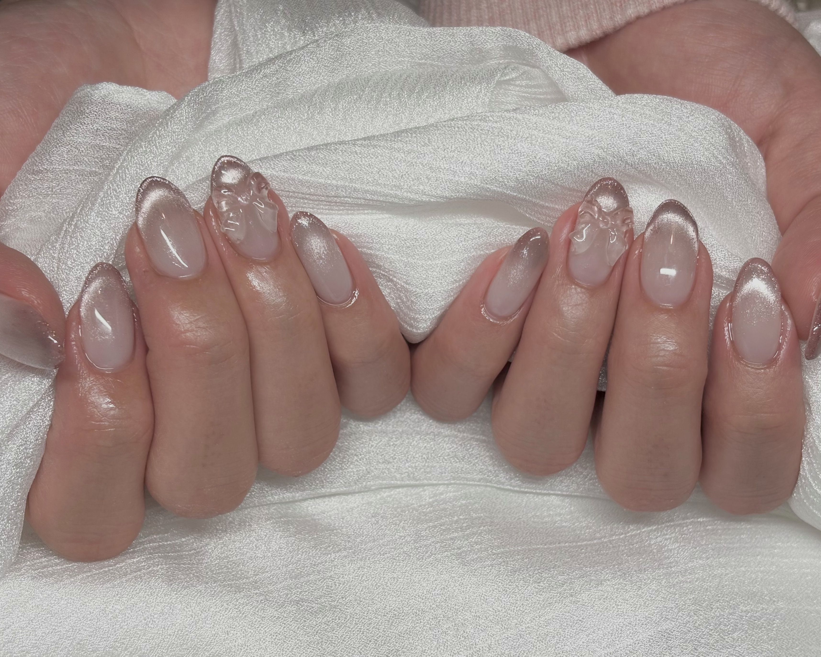 nail.mika