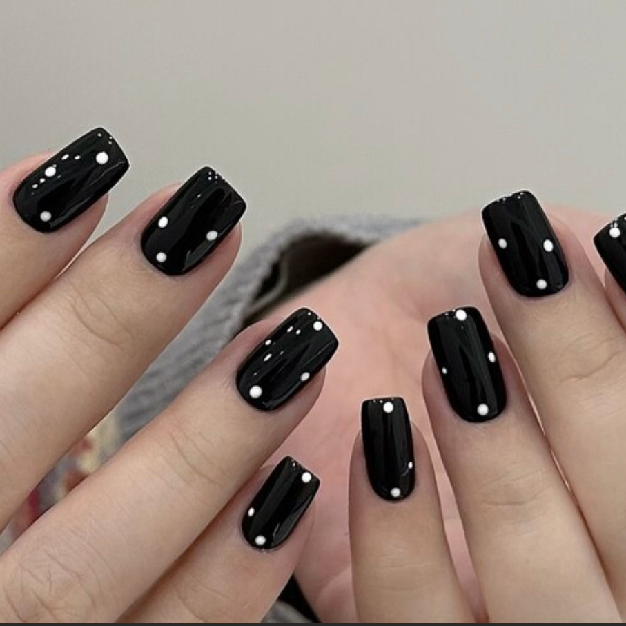 Nail_yami