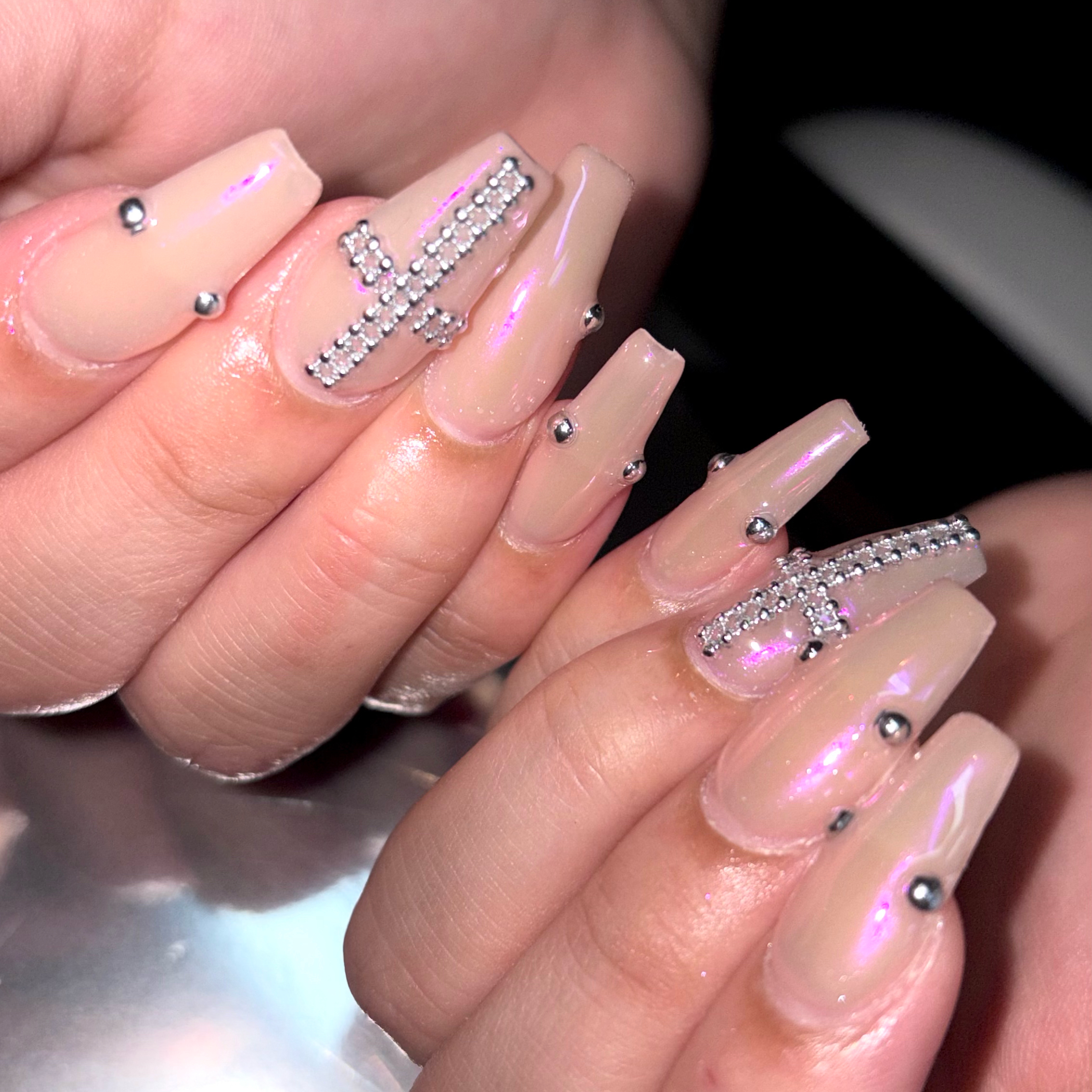nyu_nail