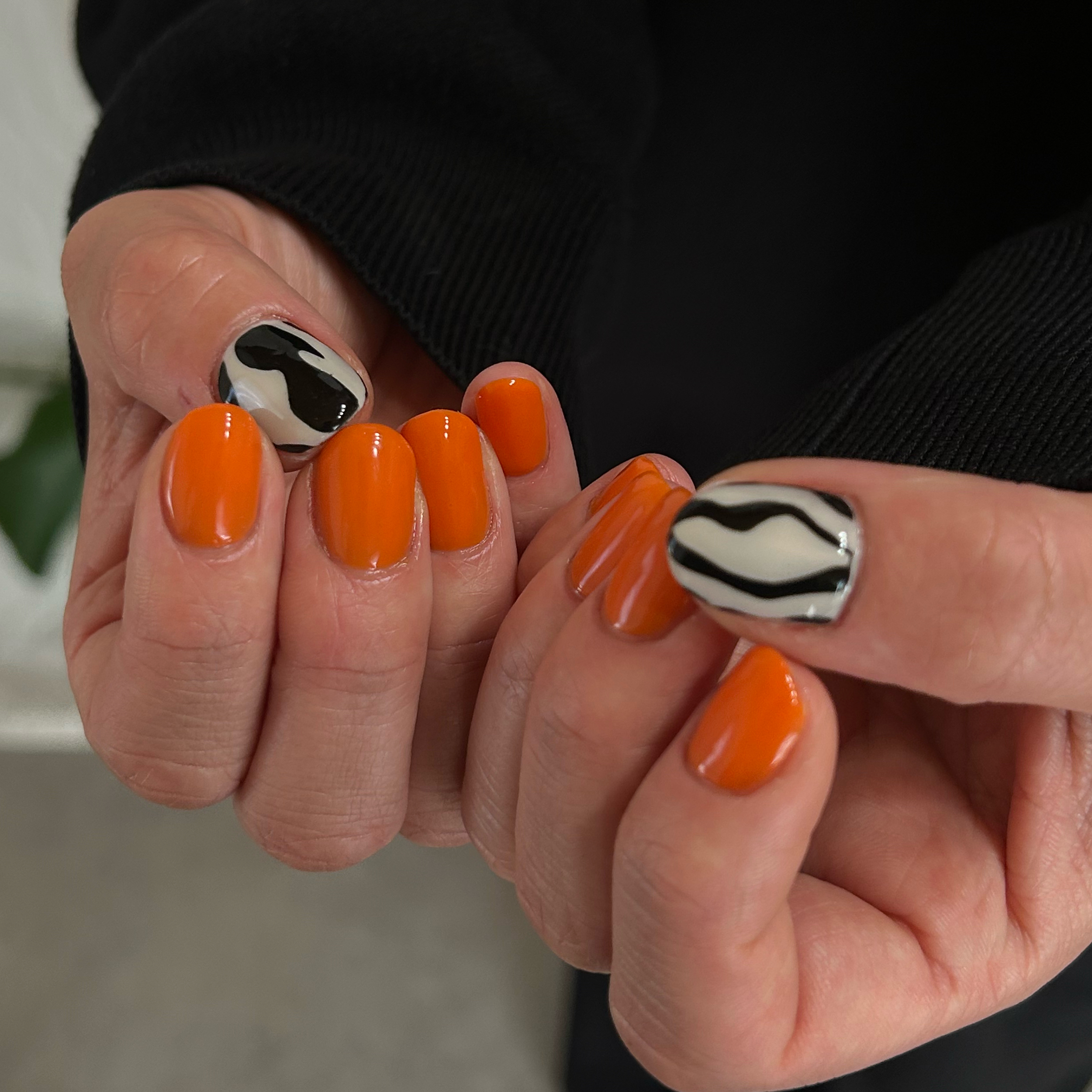 yuna_nails