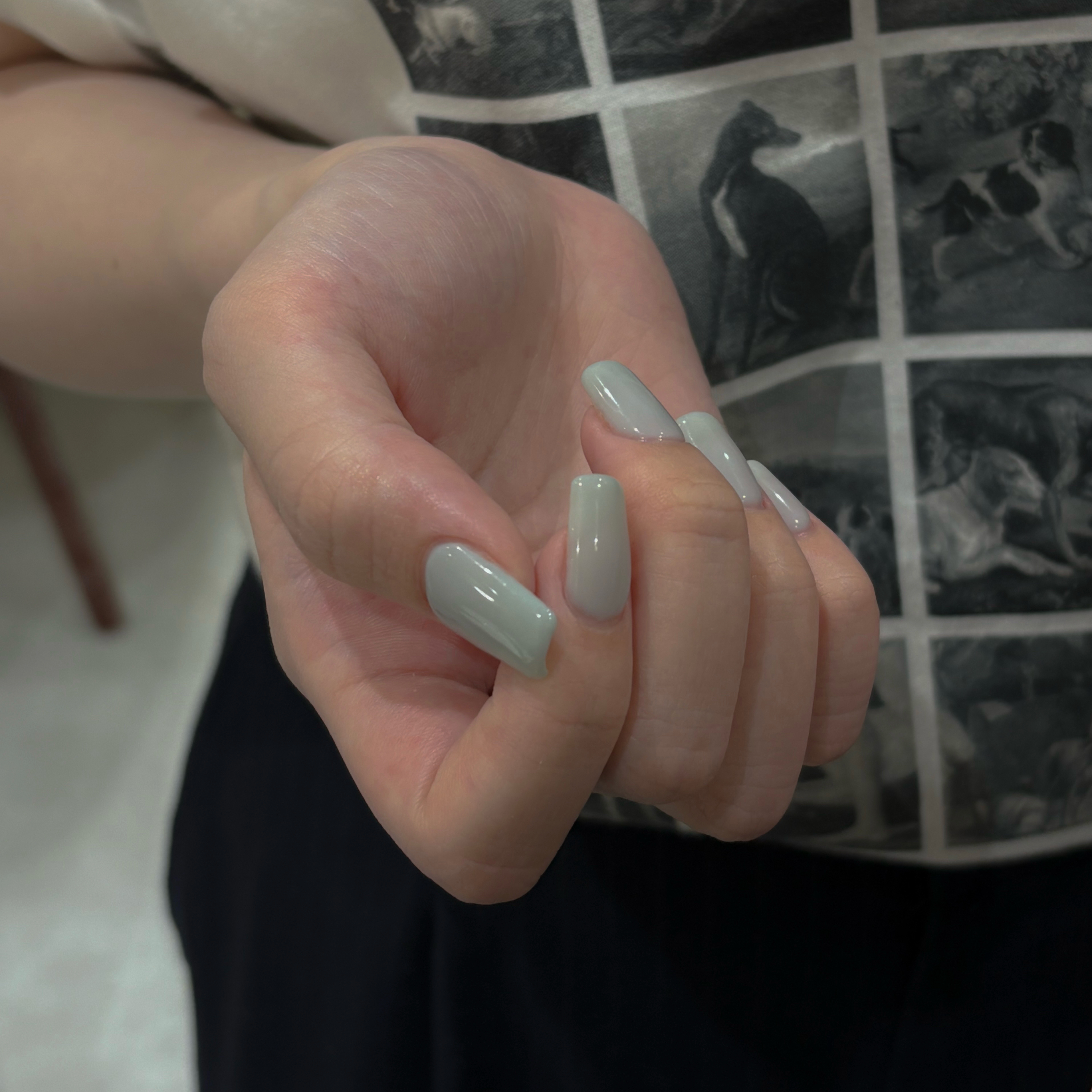 Neu.__nail