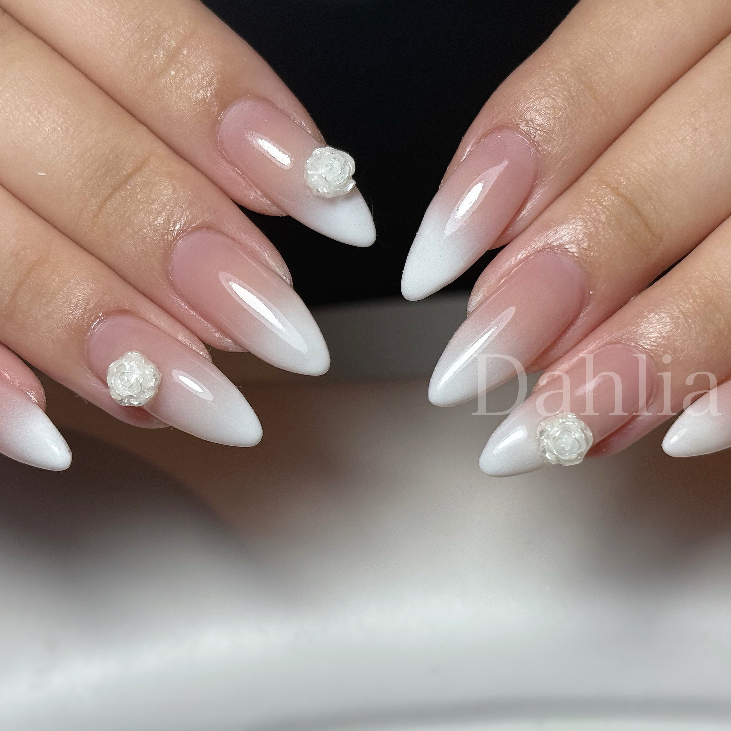 Dahlia_nail.