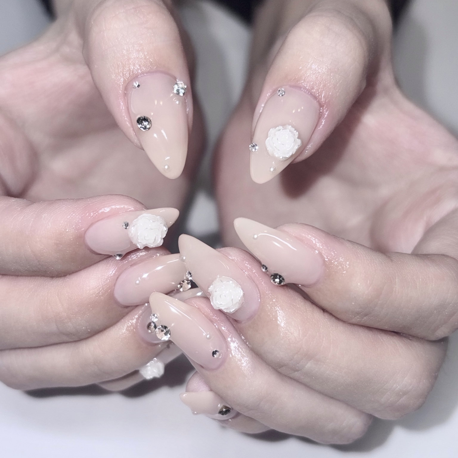 LOVEBOMBNAILS