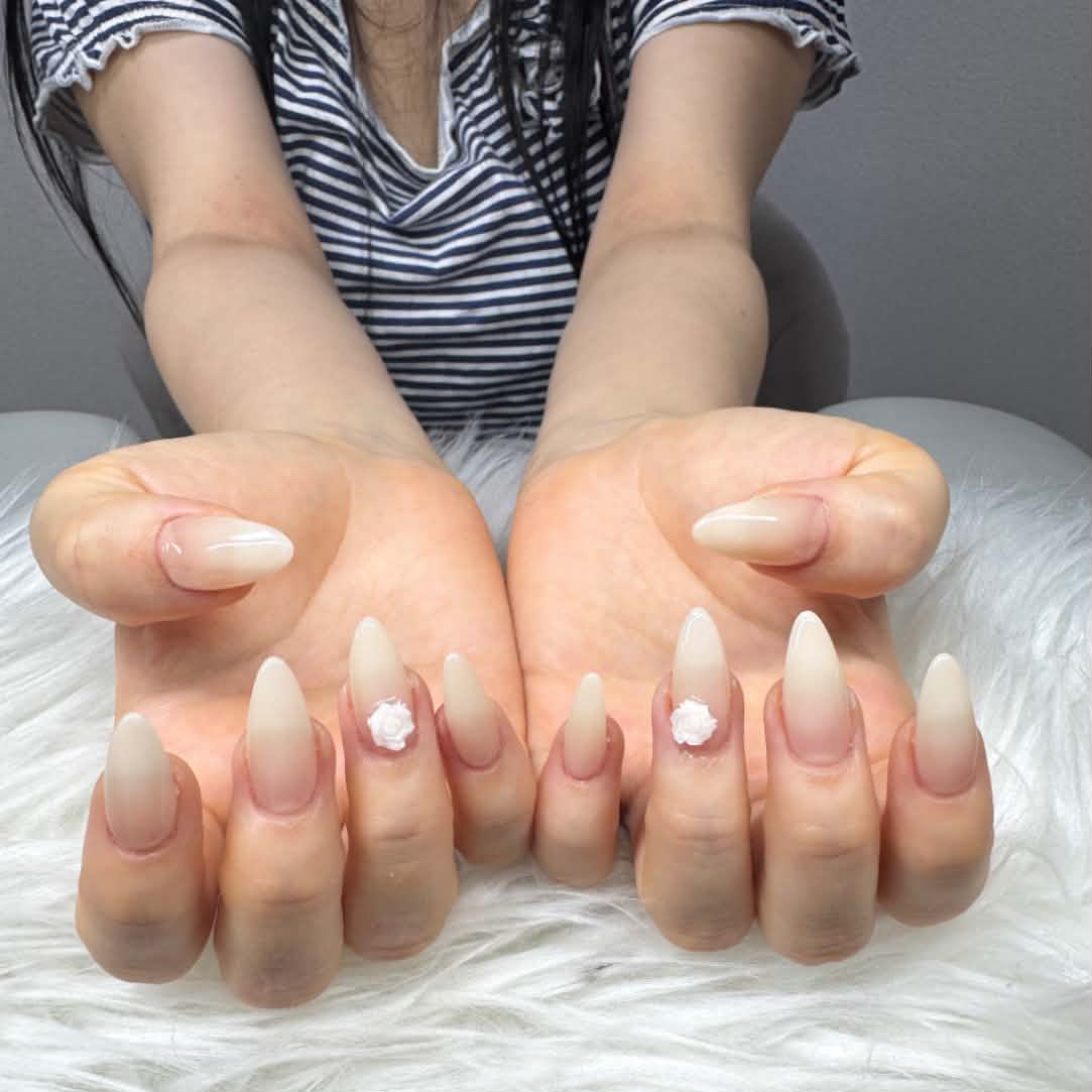 Nana_TLee