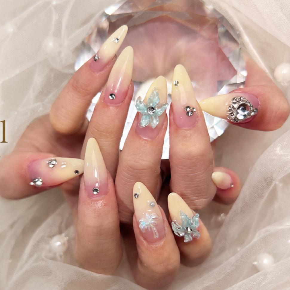 LauleaNail1106