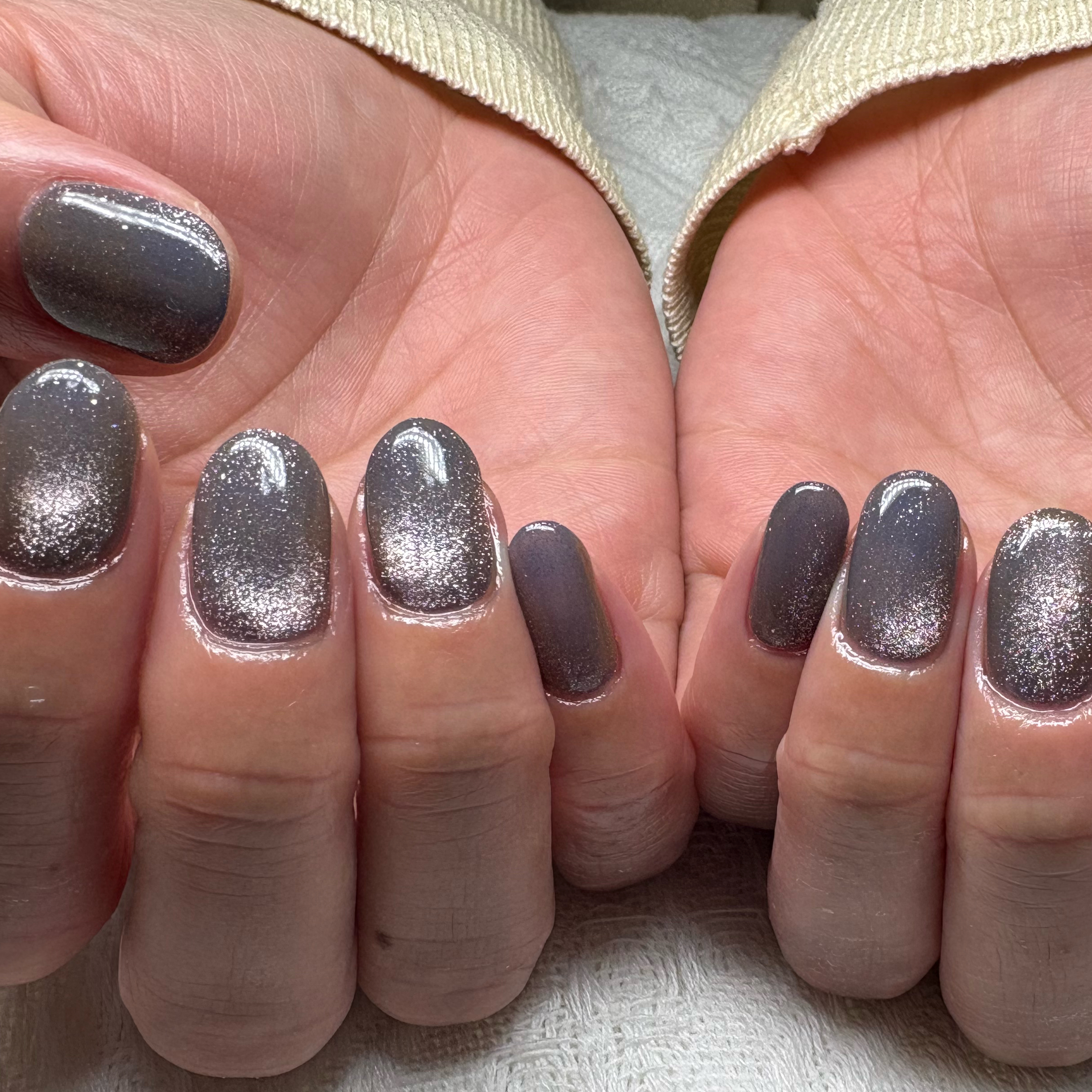 mikanails