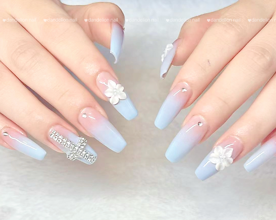 Dandelion_nail
