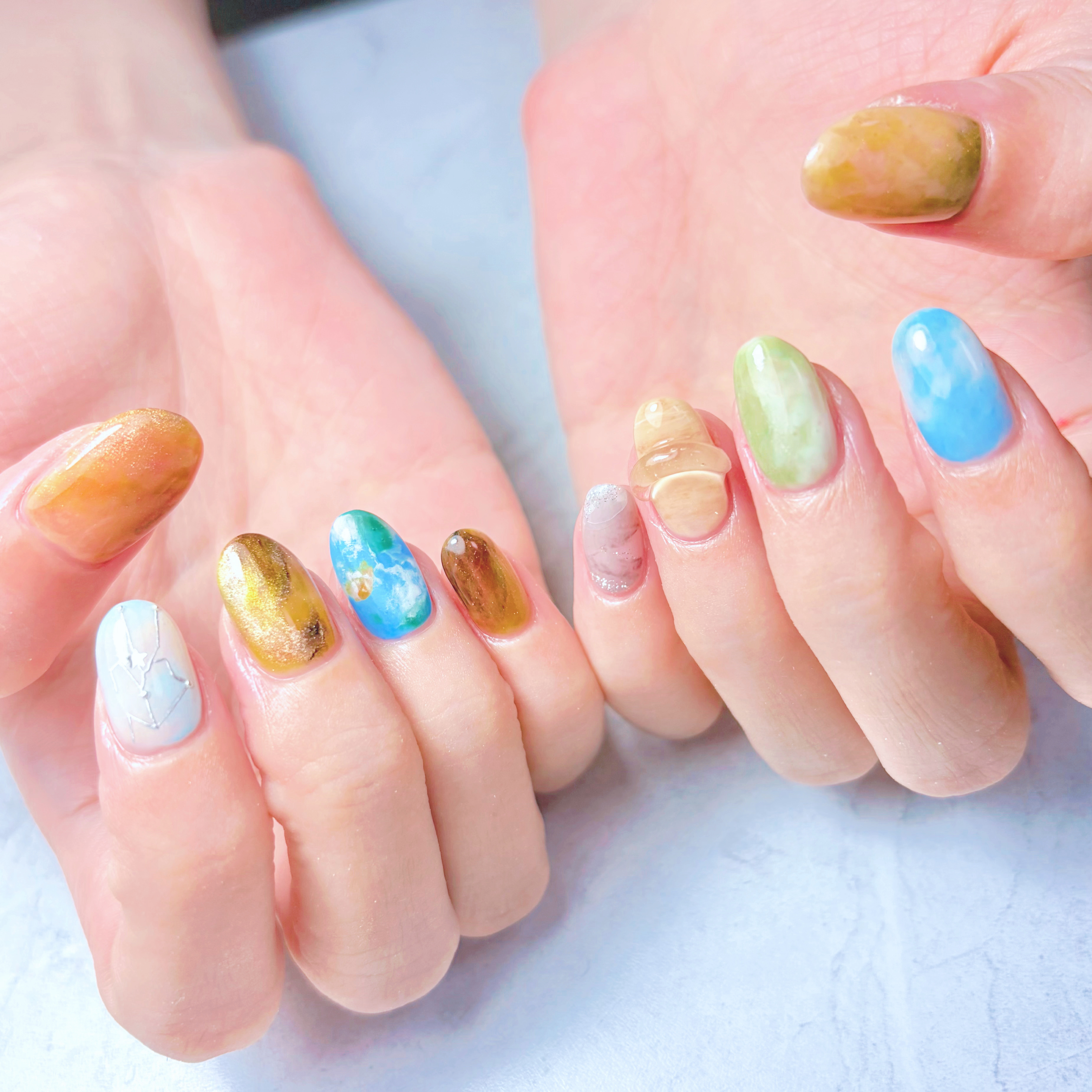 Adel_nail