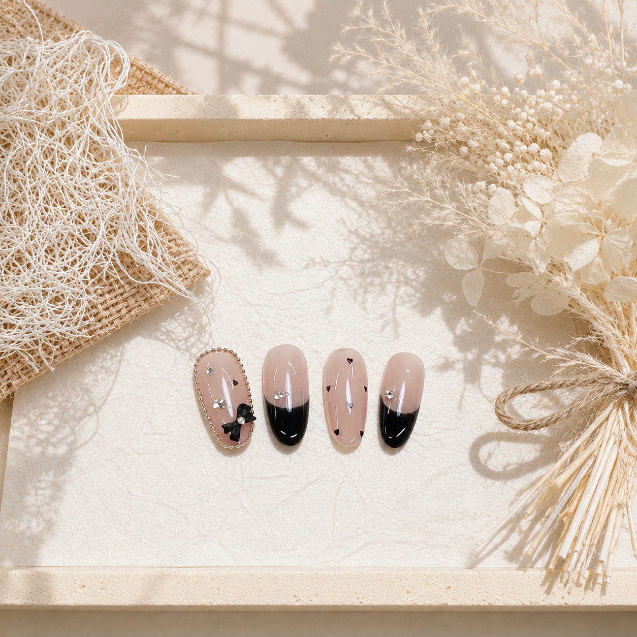 M.nail_momo