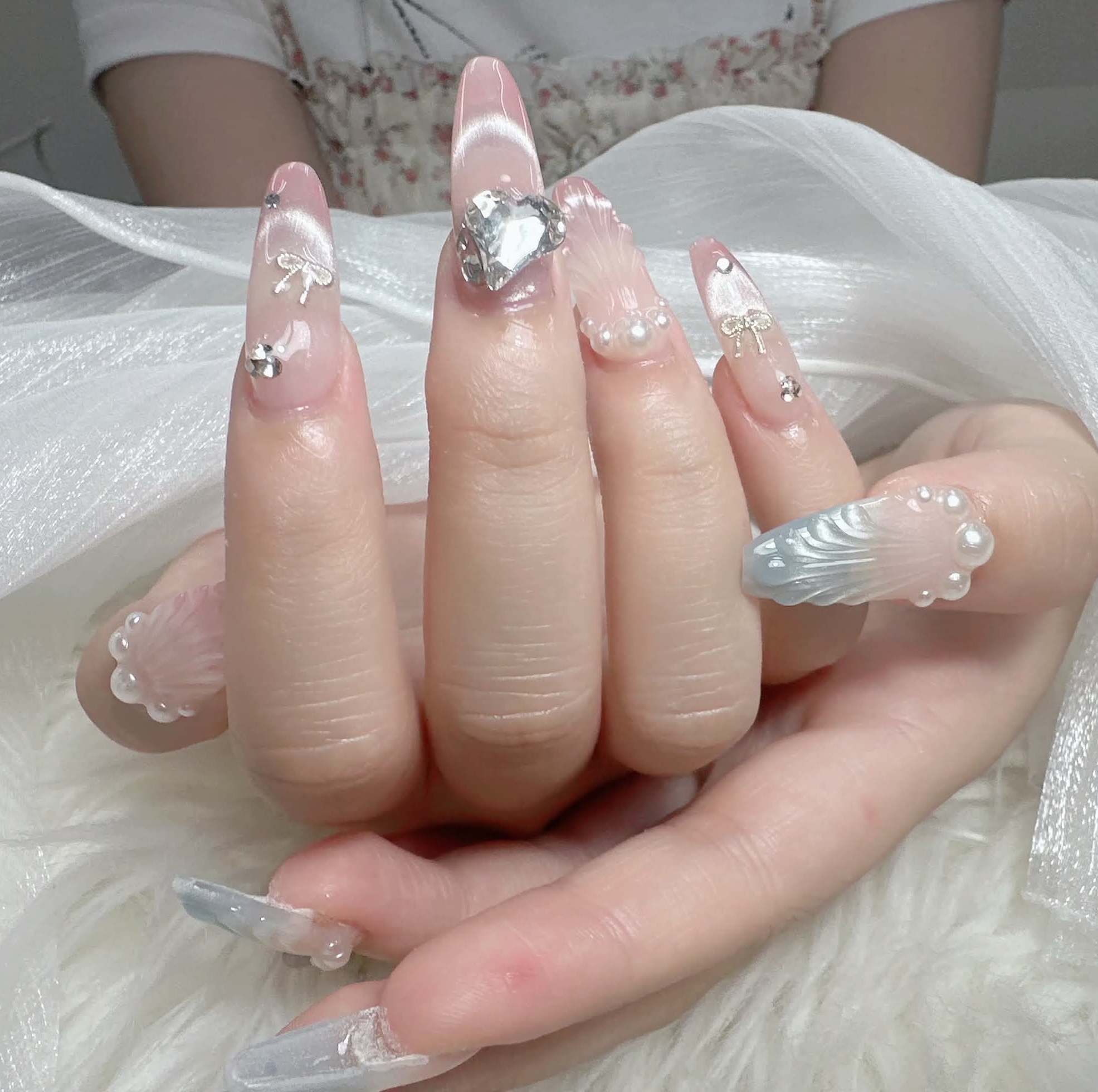 suki.Nail