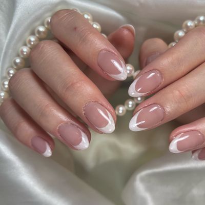 美フォルムフレンチネイル