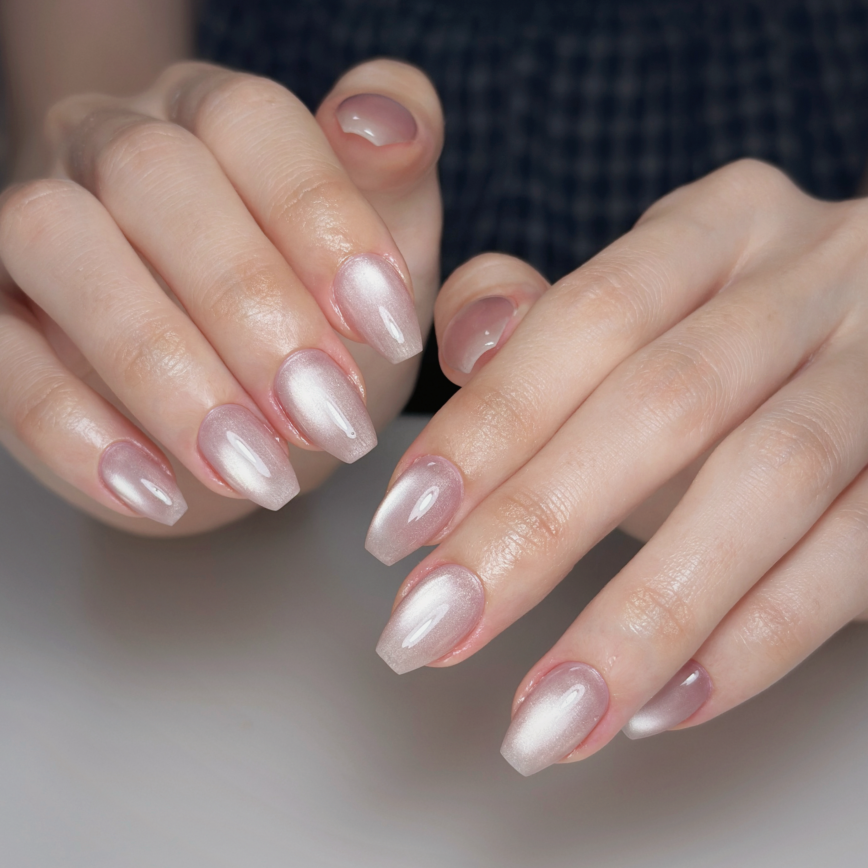 thumbs.up.nail