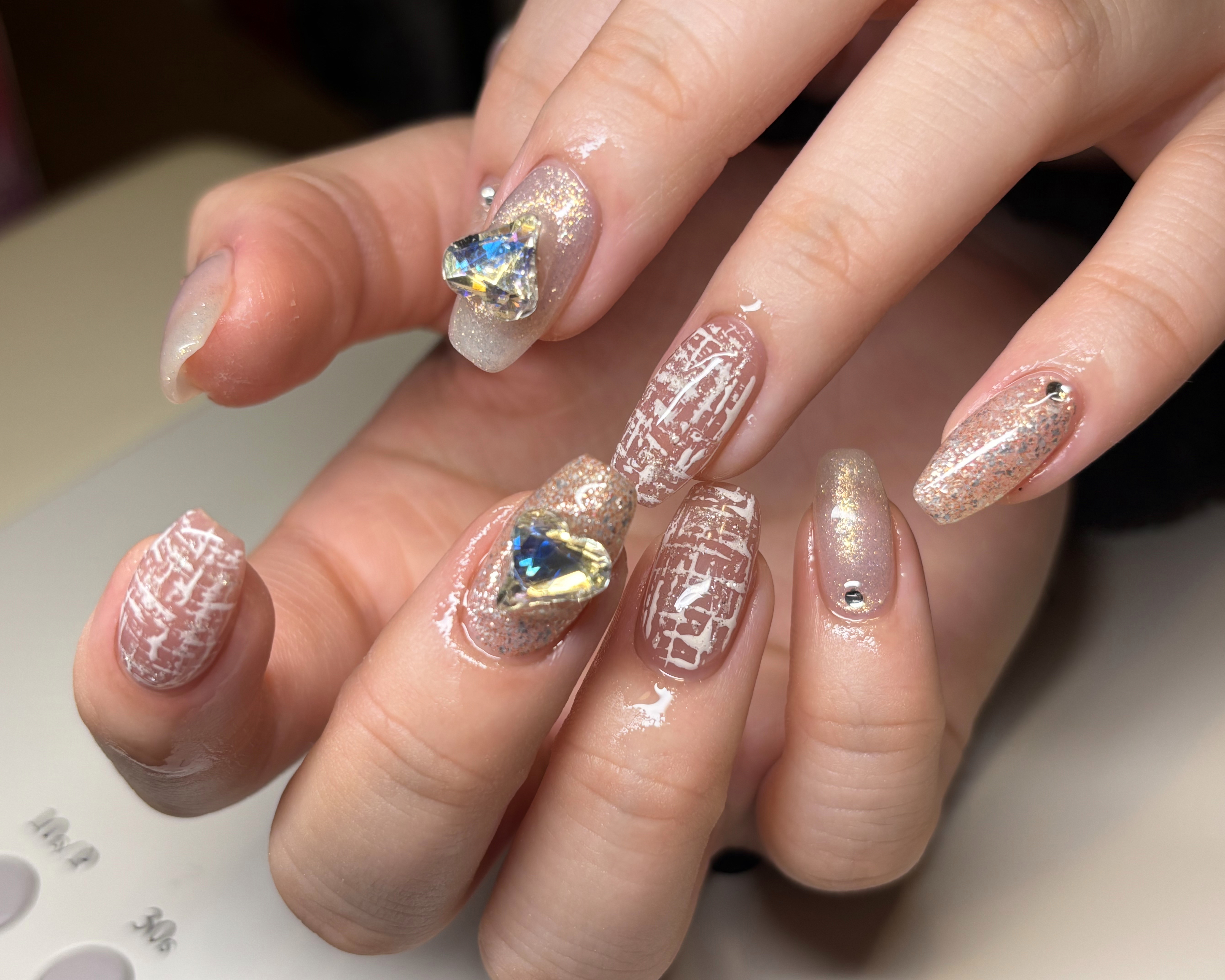 Lehua_nail