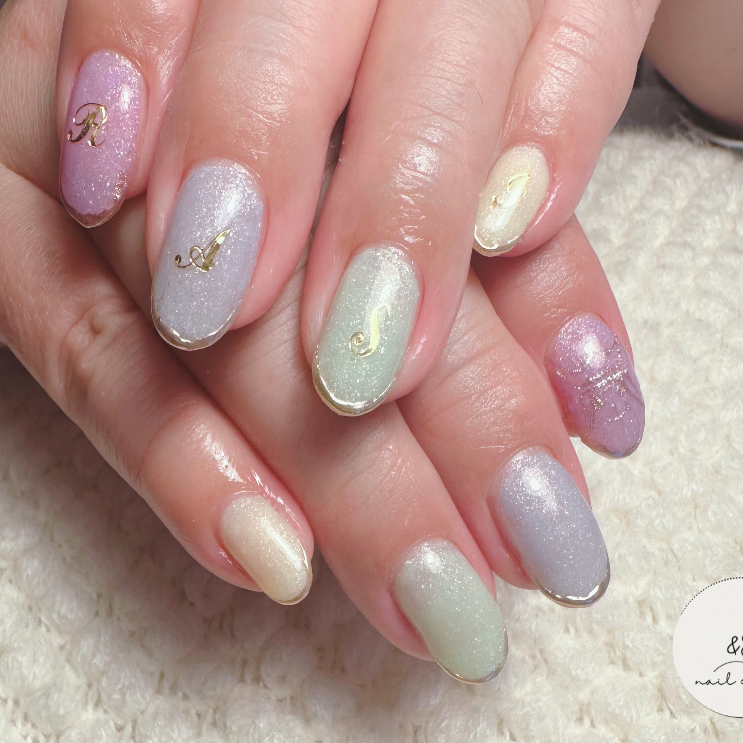 nail_salon_and_T