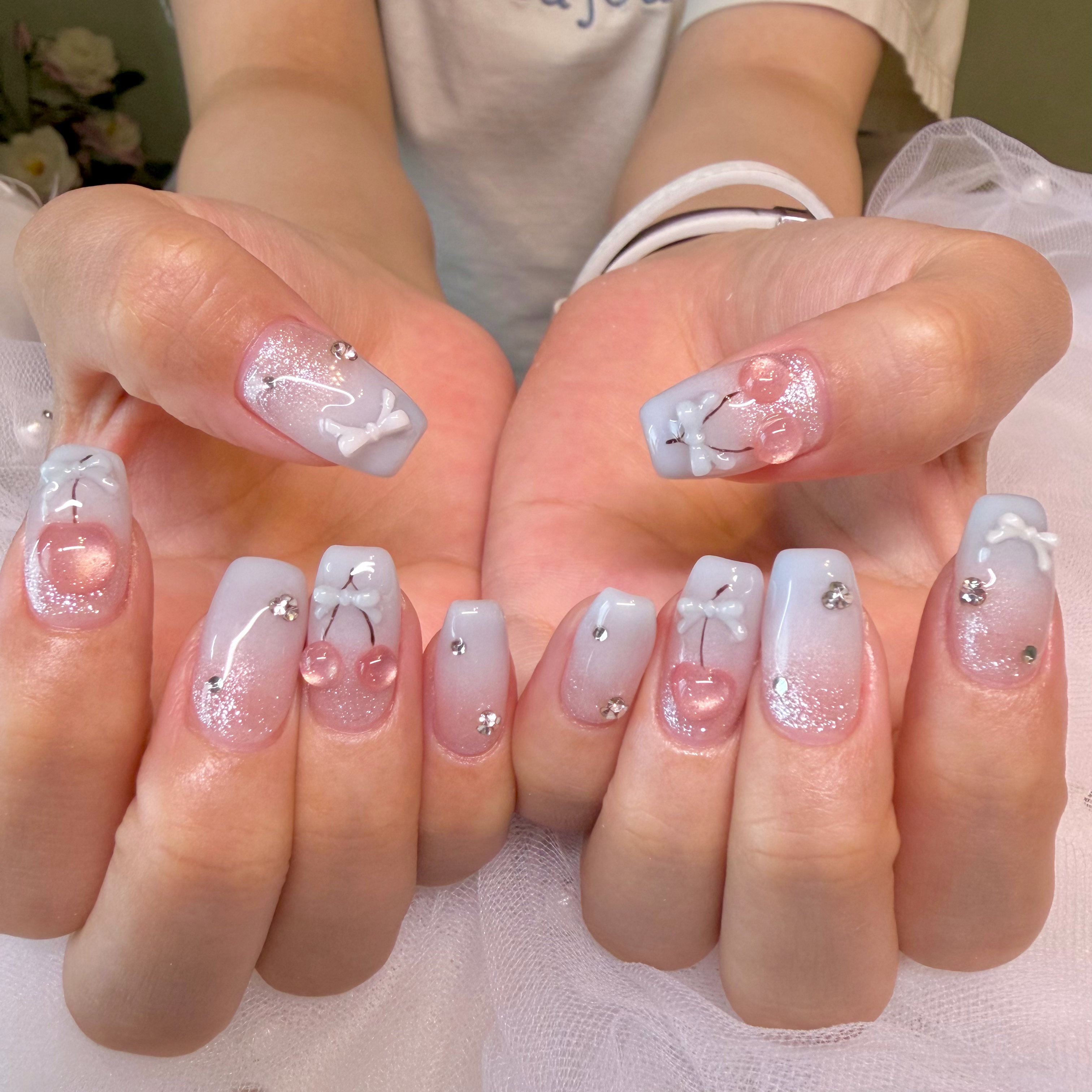 emu.nails