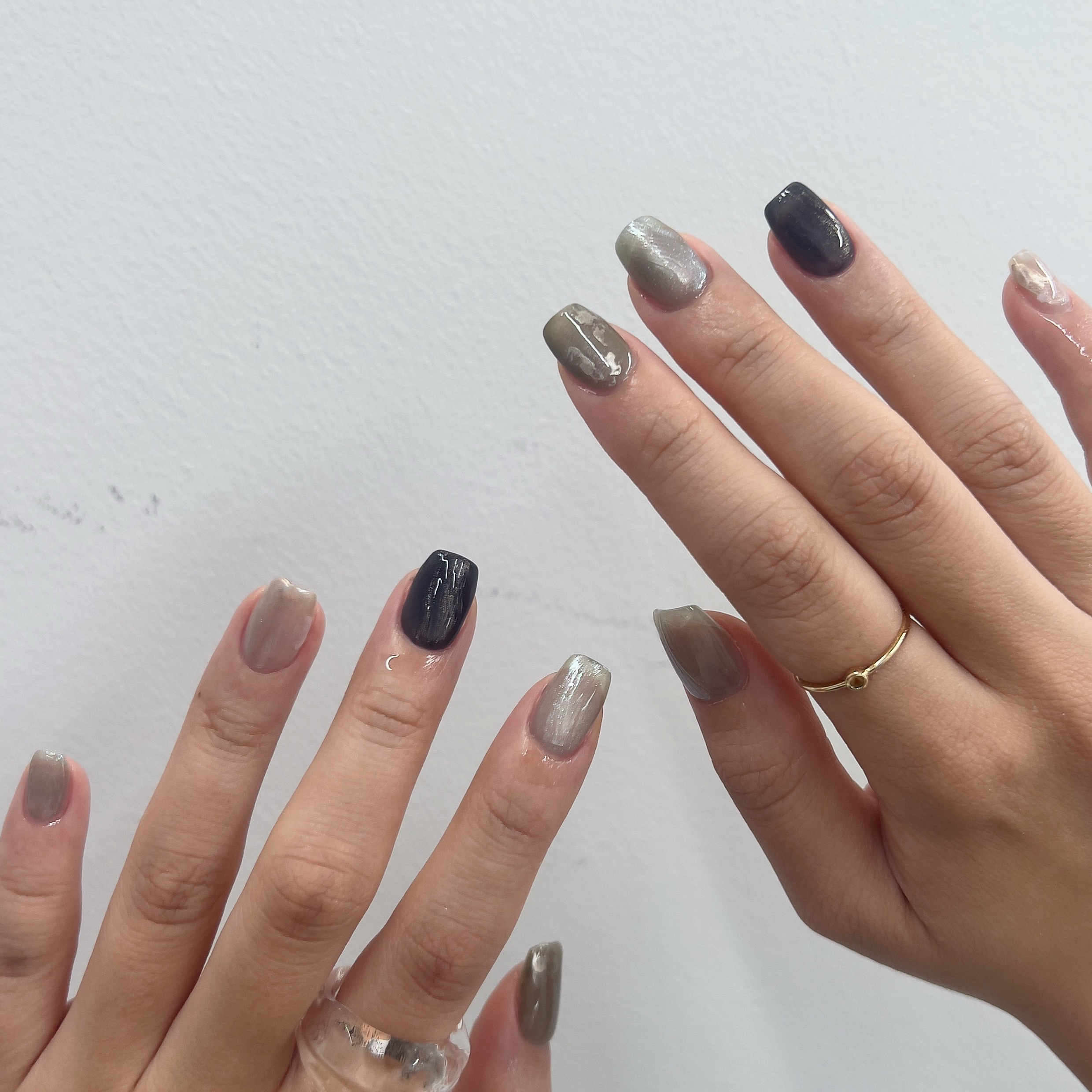 nail_gris
