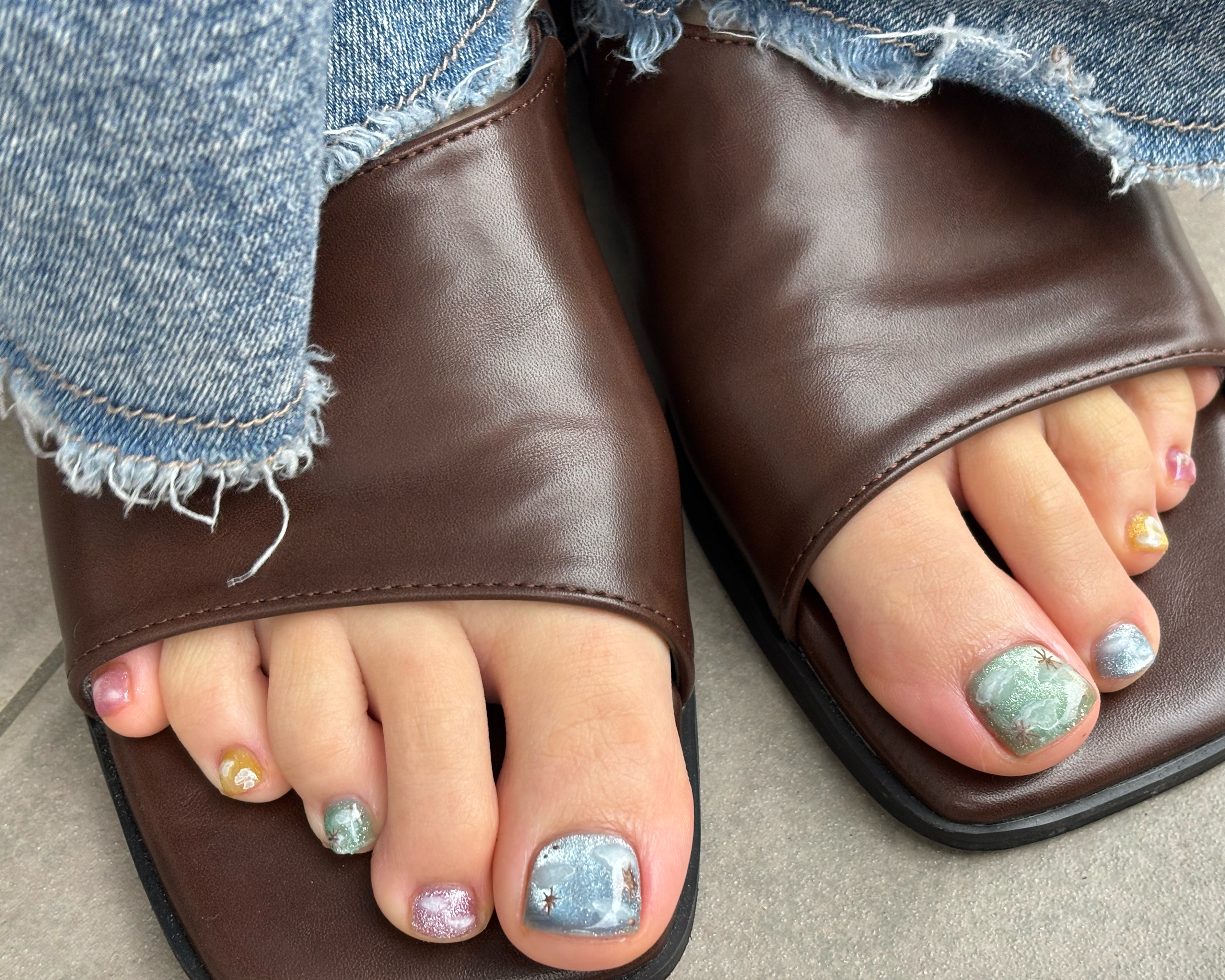 pon_nail00