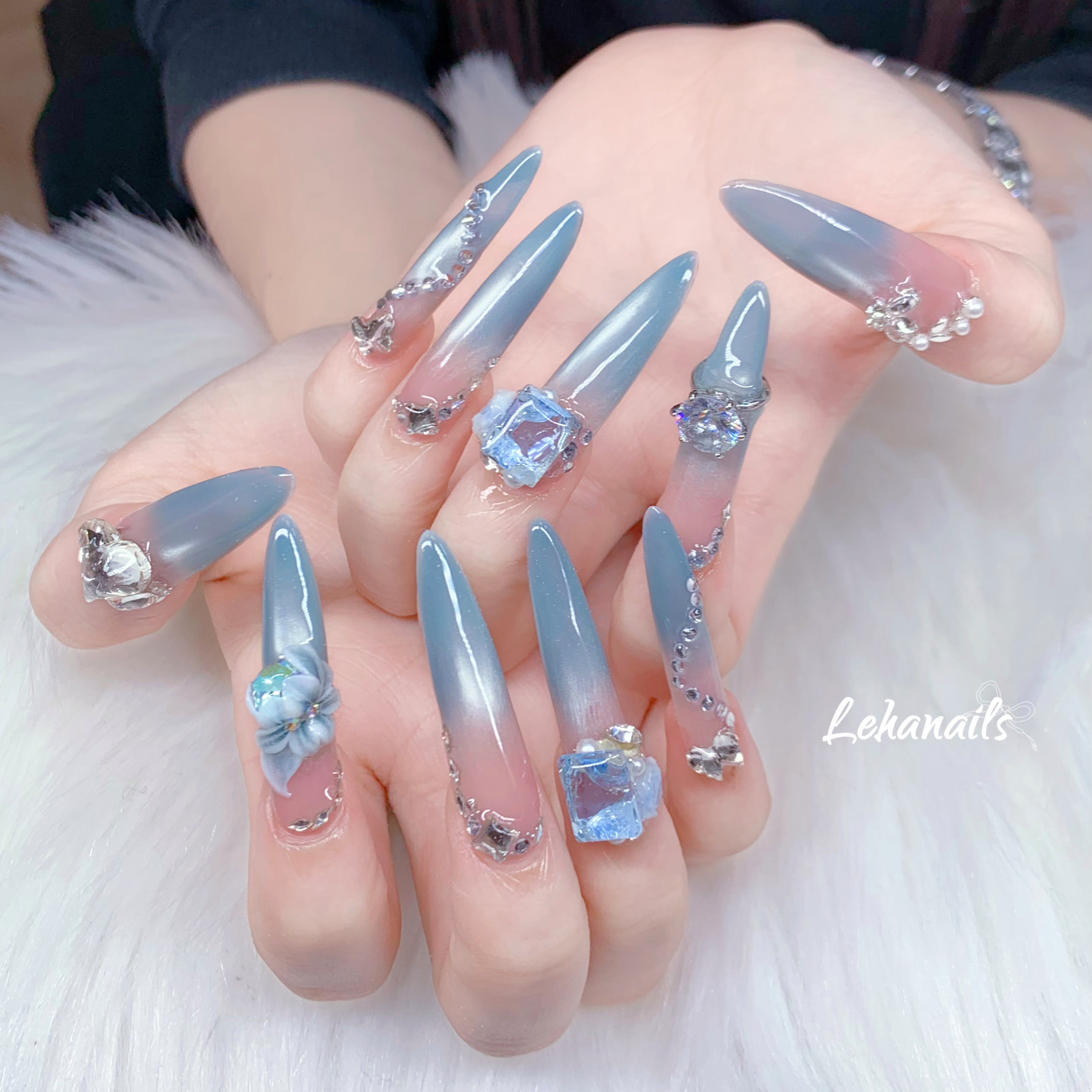 leha_nails