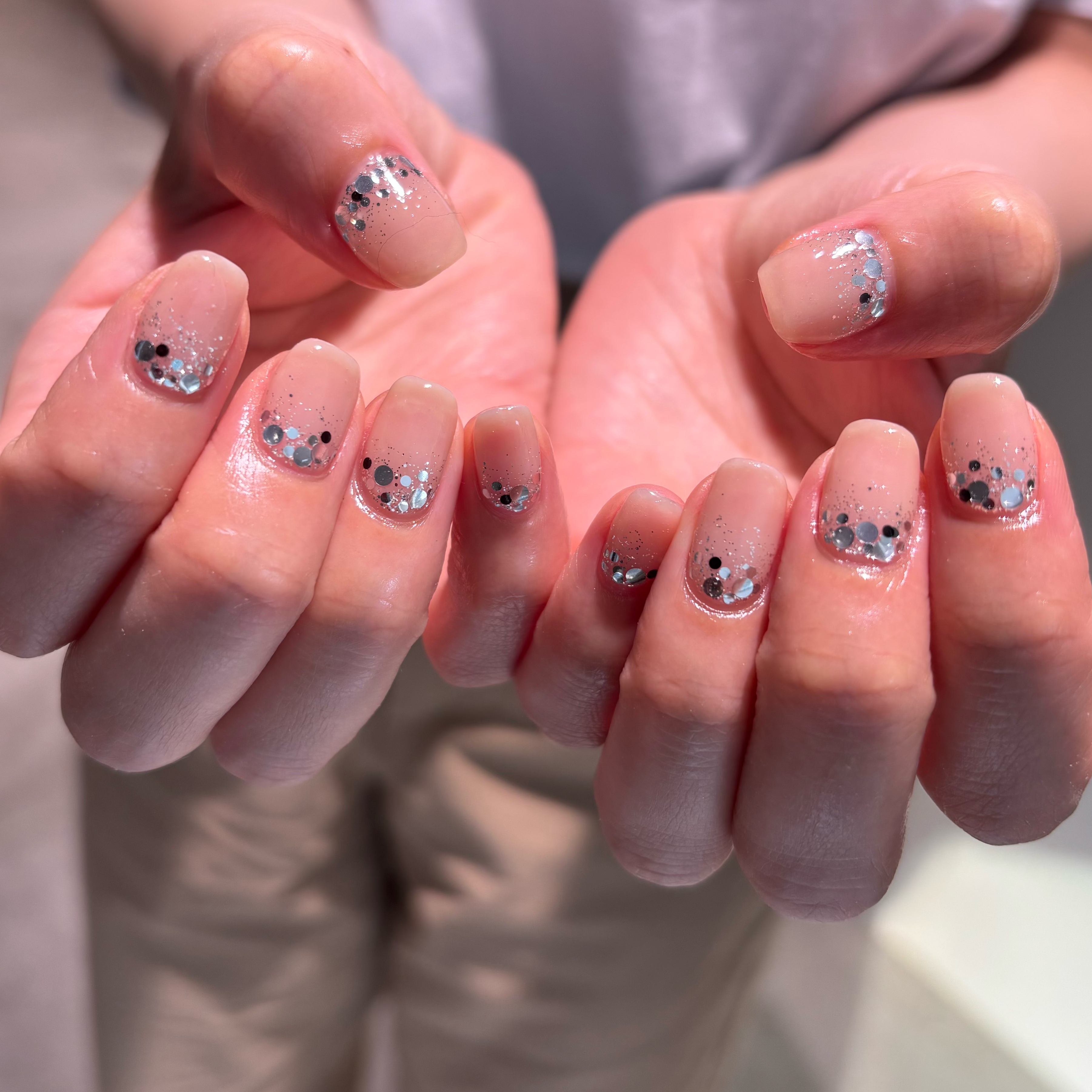 Emu...nail