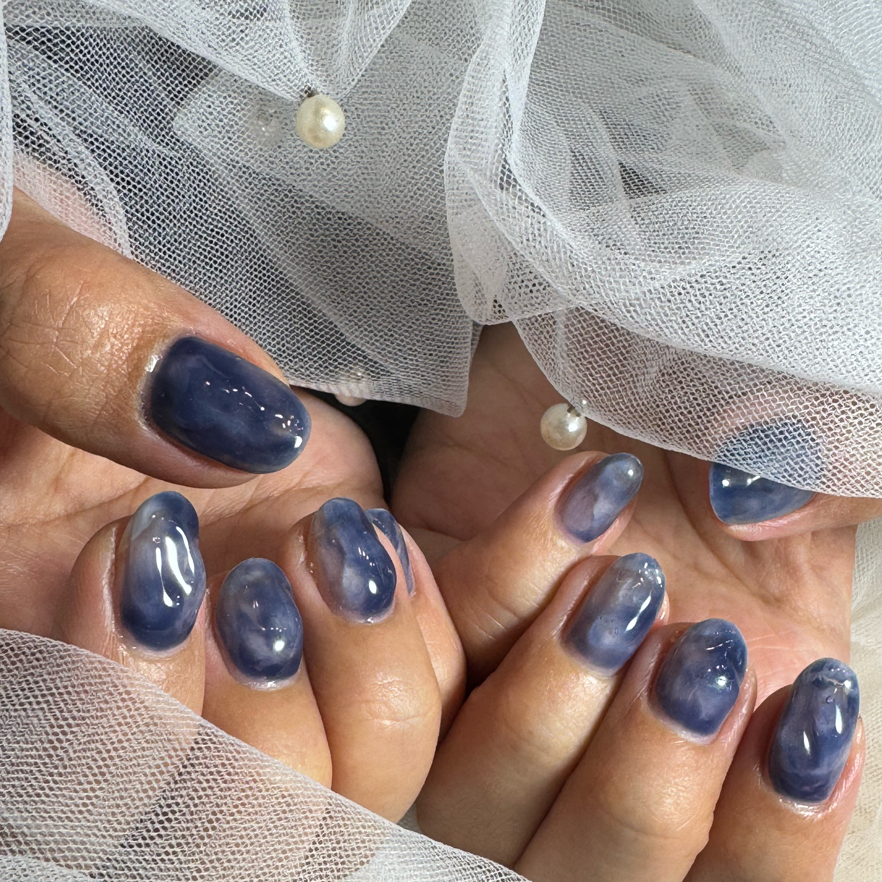 me_nail_meg