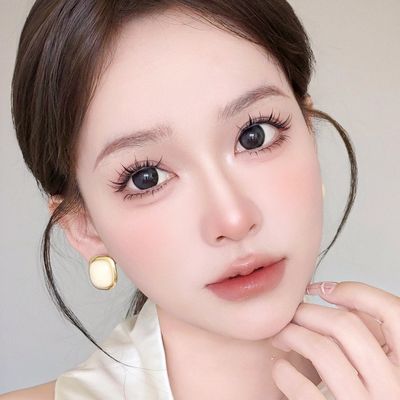 	【ワンホンデザイン】韓国アイドル風束感マツエク　ナチュラル仕上げ上下