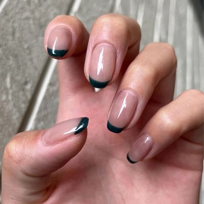 フレンチネイル