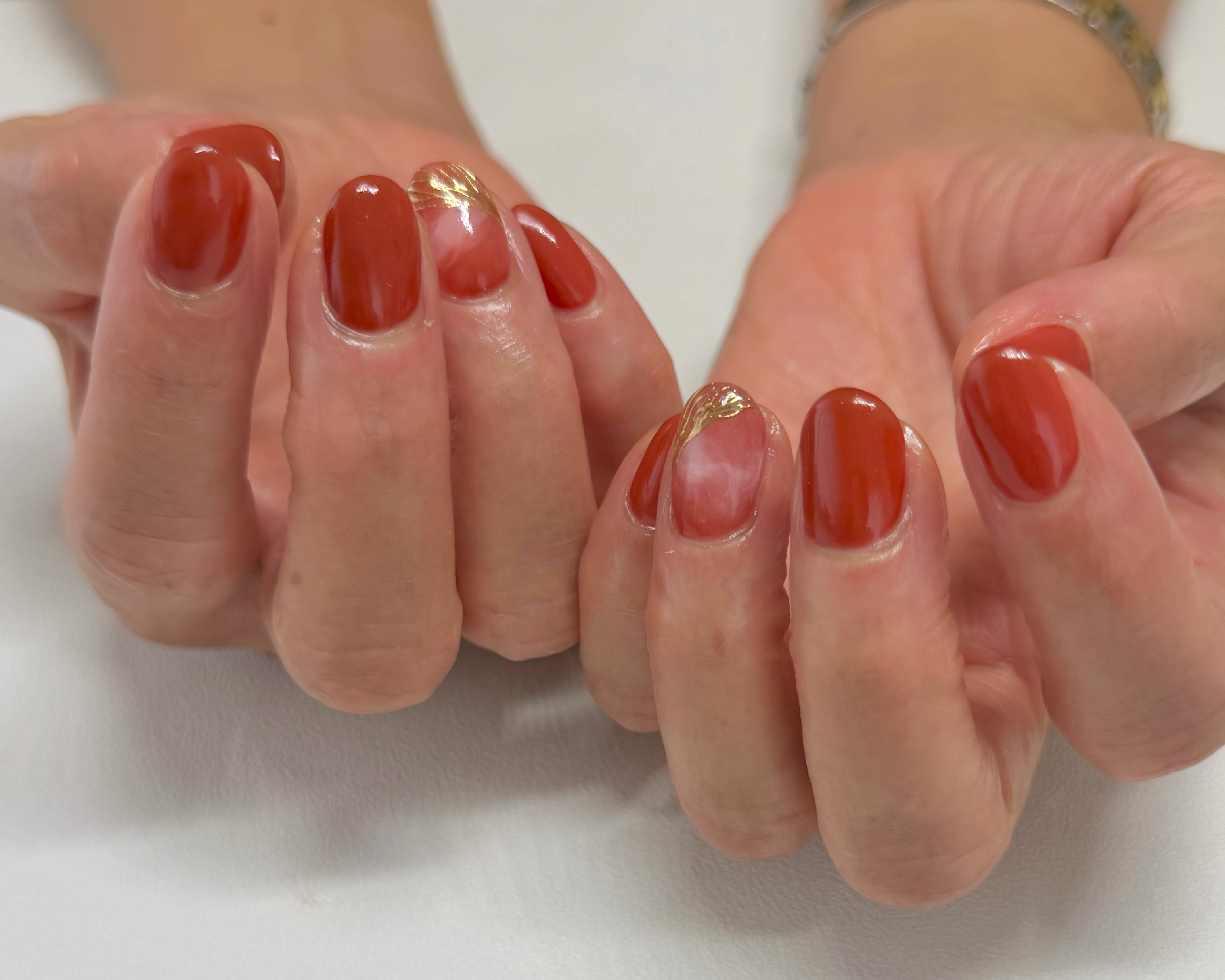 Nail__Lino