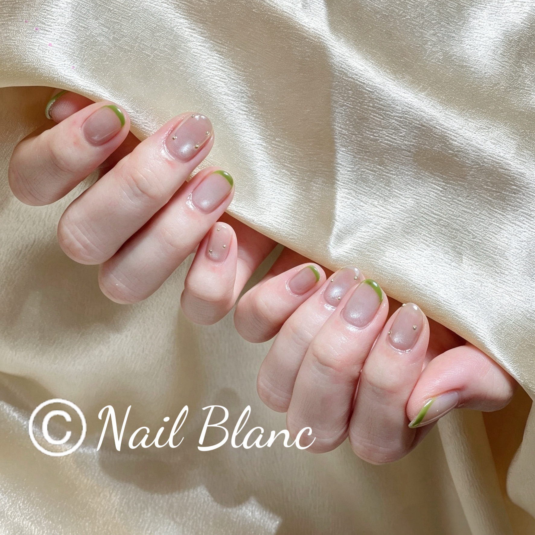 Nail_Blanc.