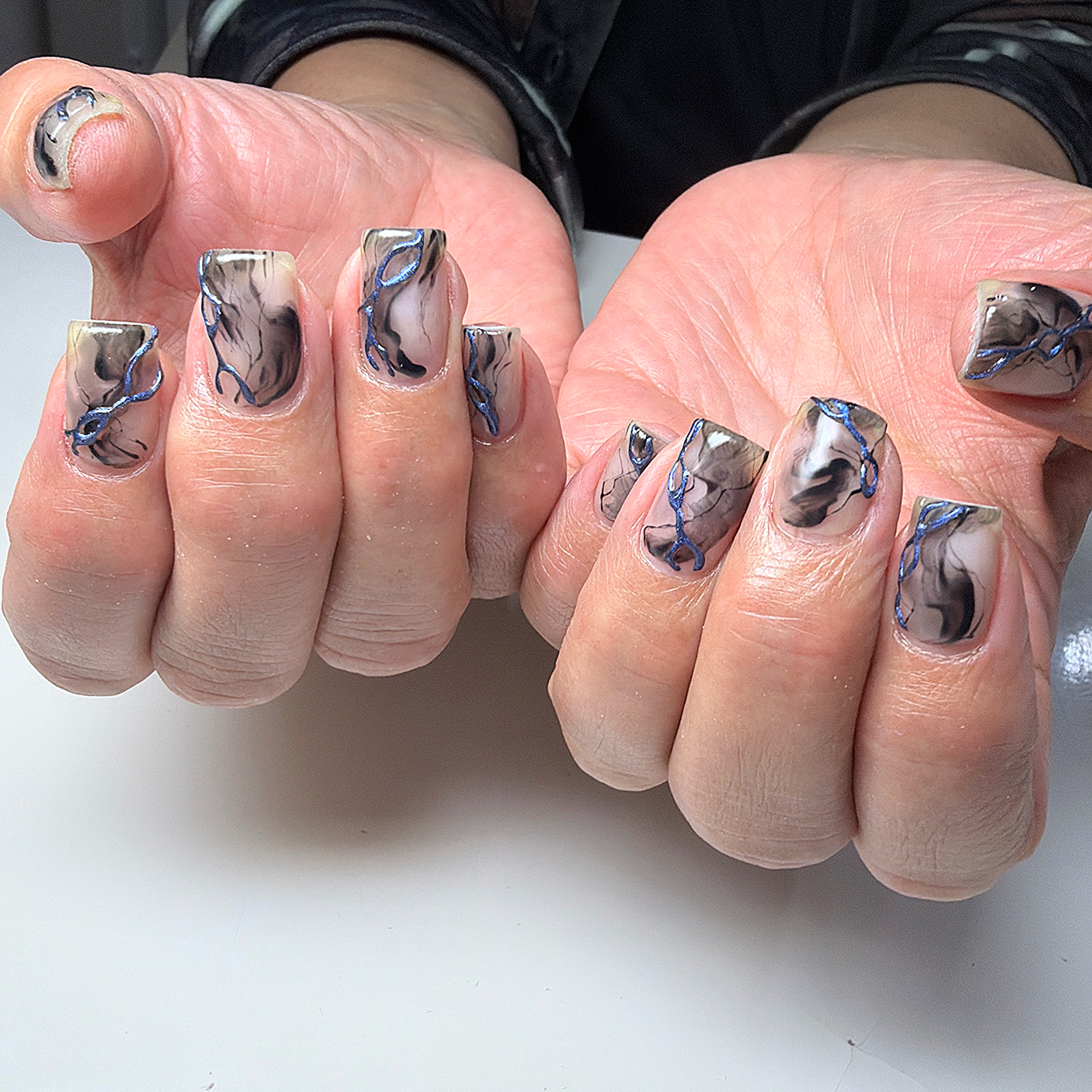 Nails_M