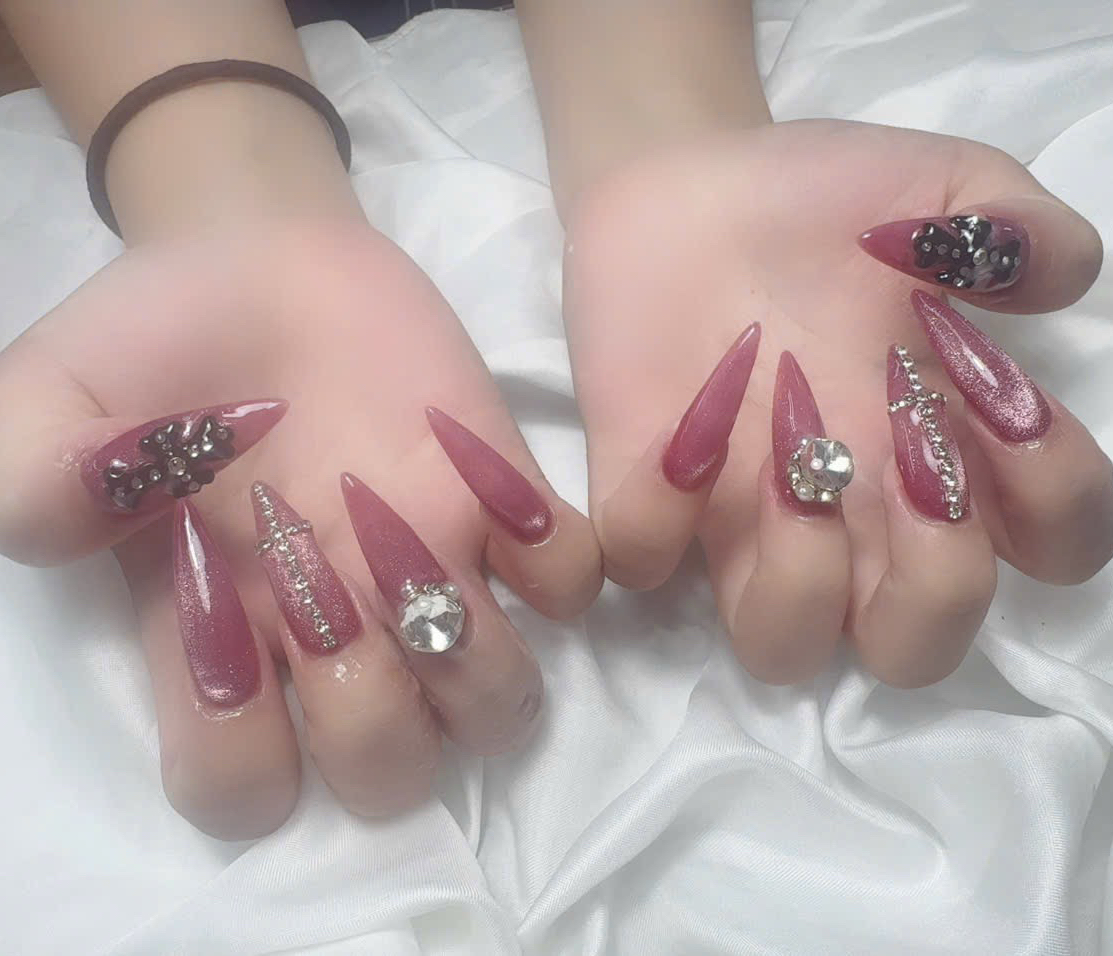 Hara01_Nail
