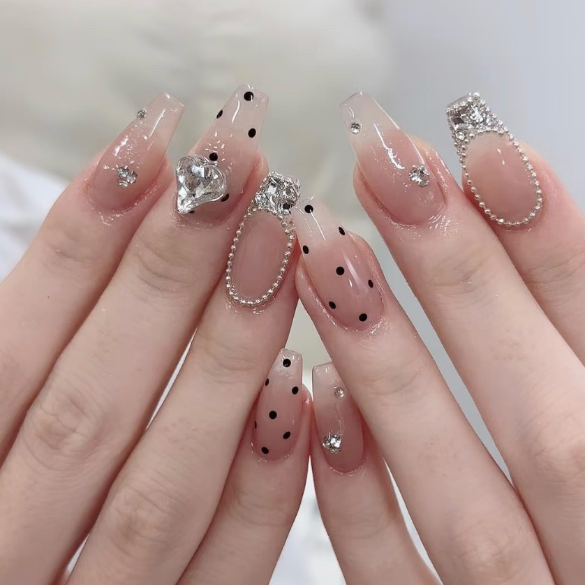 Bymoon_Salon