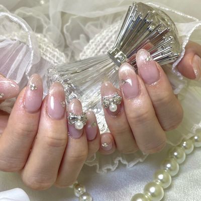 【ジェルオフ有】チップ10本長さだし🎀ラメグラデーション🤍