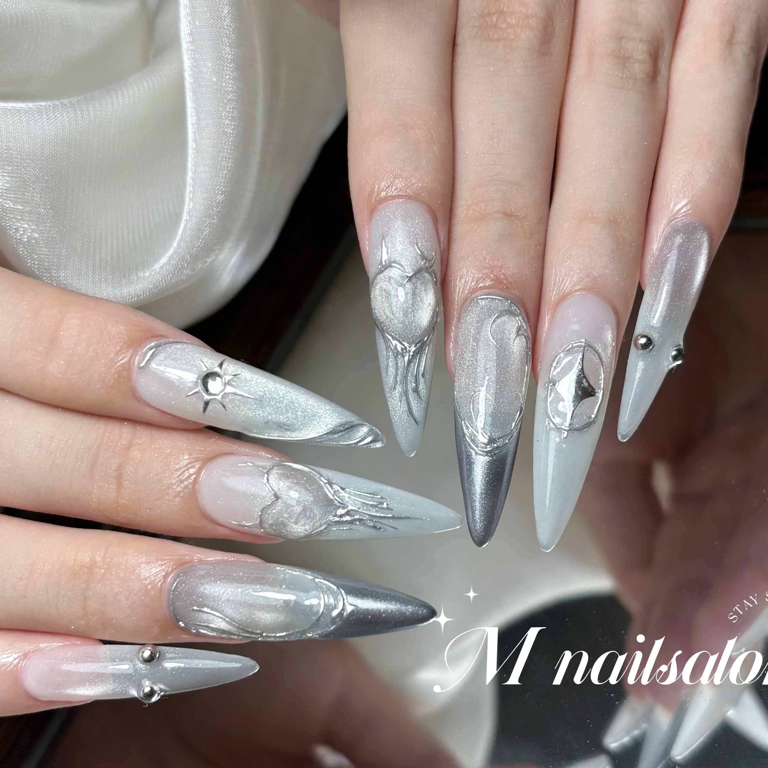M_nails