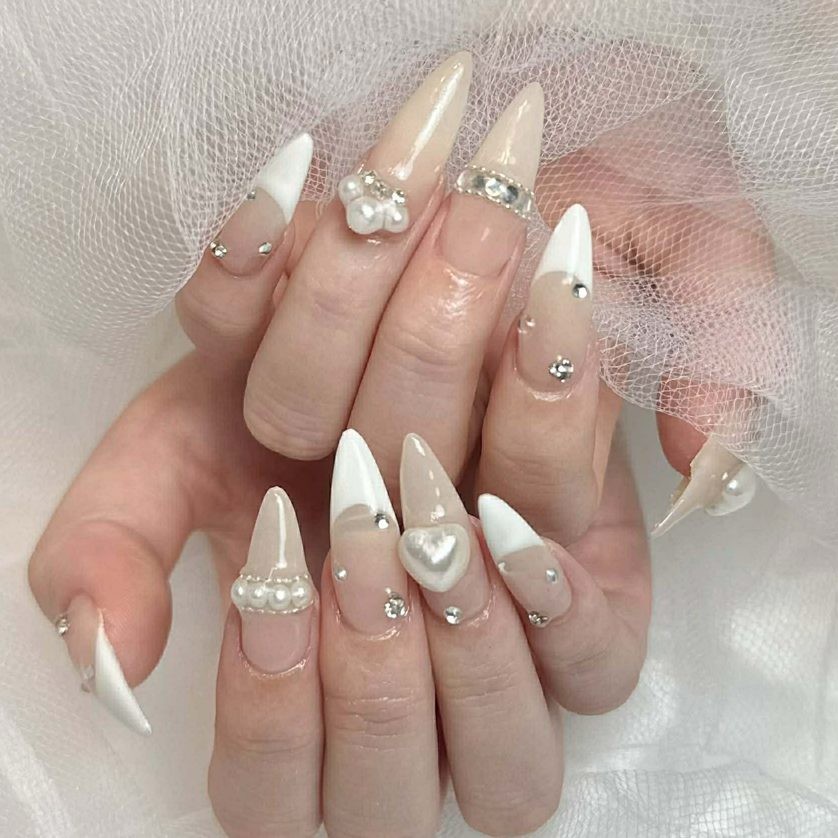 rena_reinails