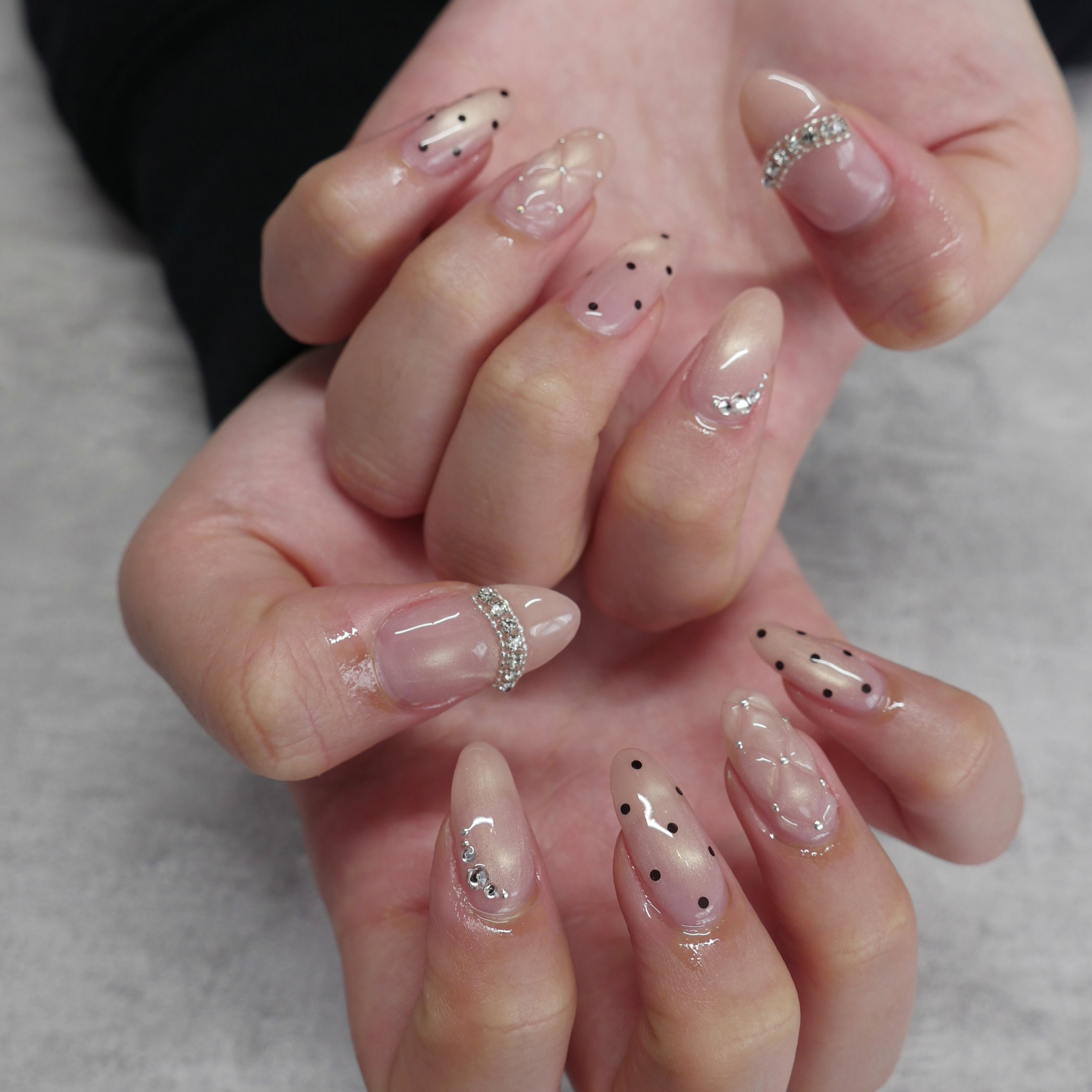 nail_salon_u.nail
