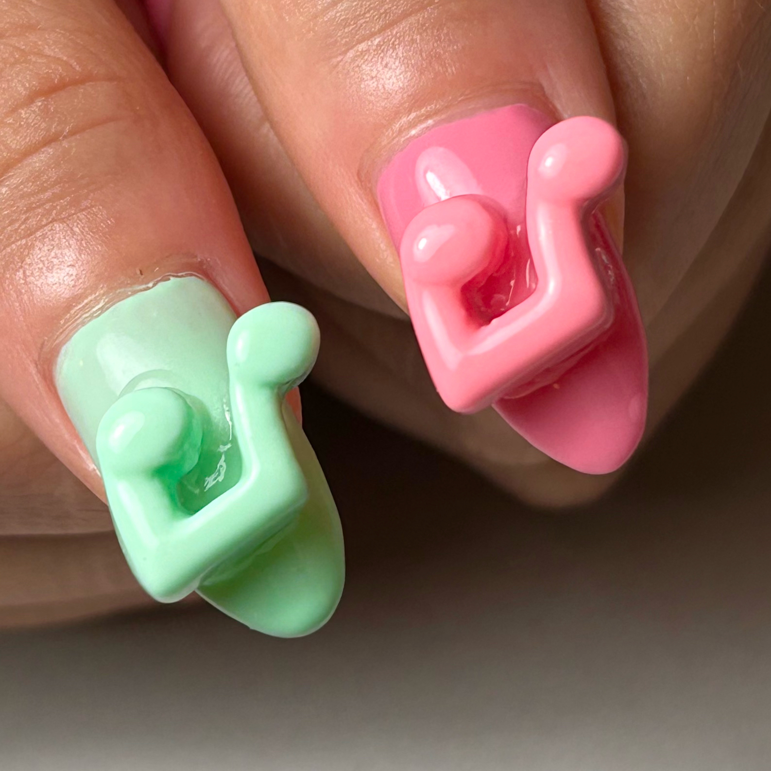 nail_abientot