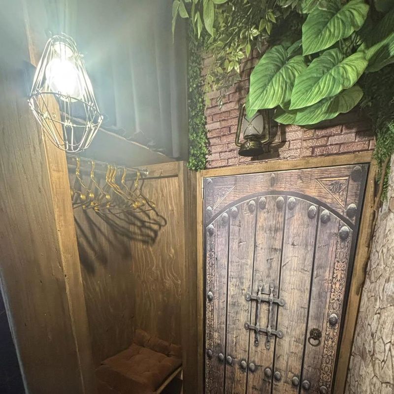 しろやぎねいる