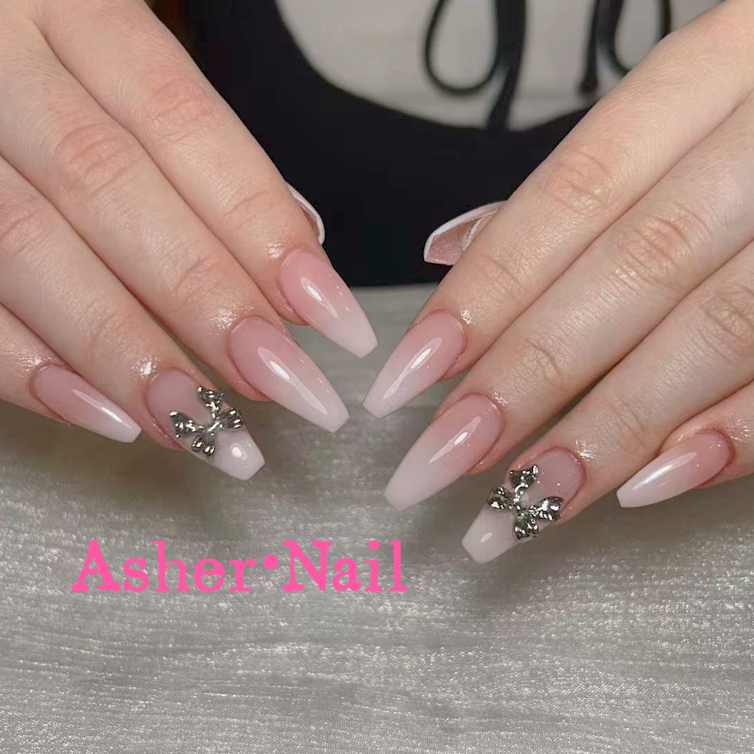 Asher_nailsalon