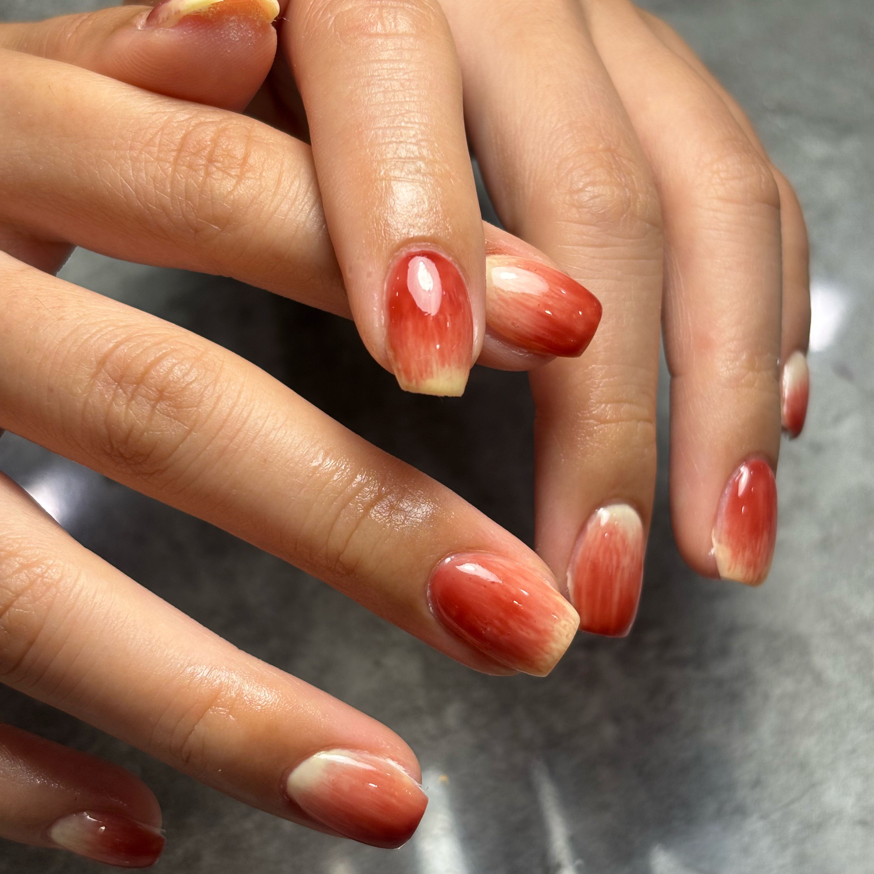 Nail_ayata